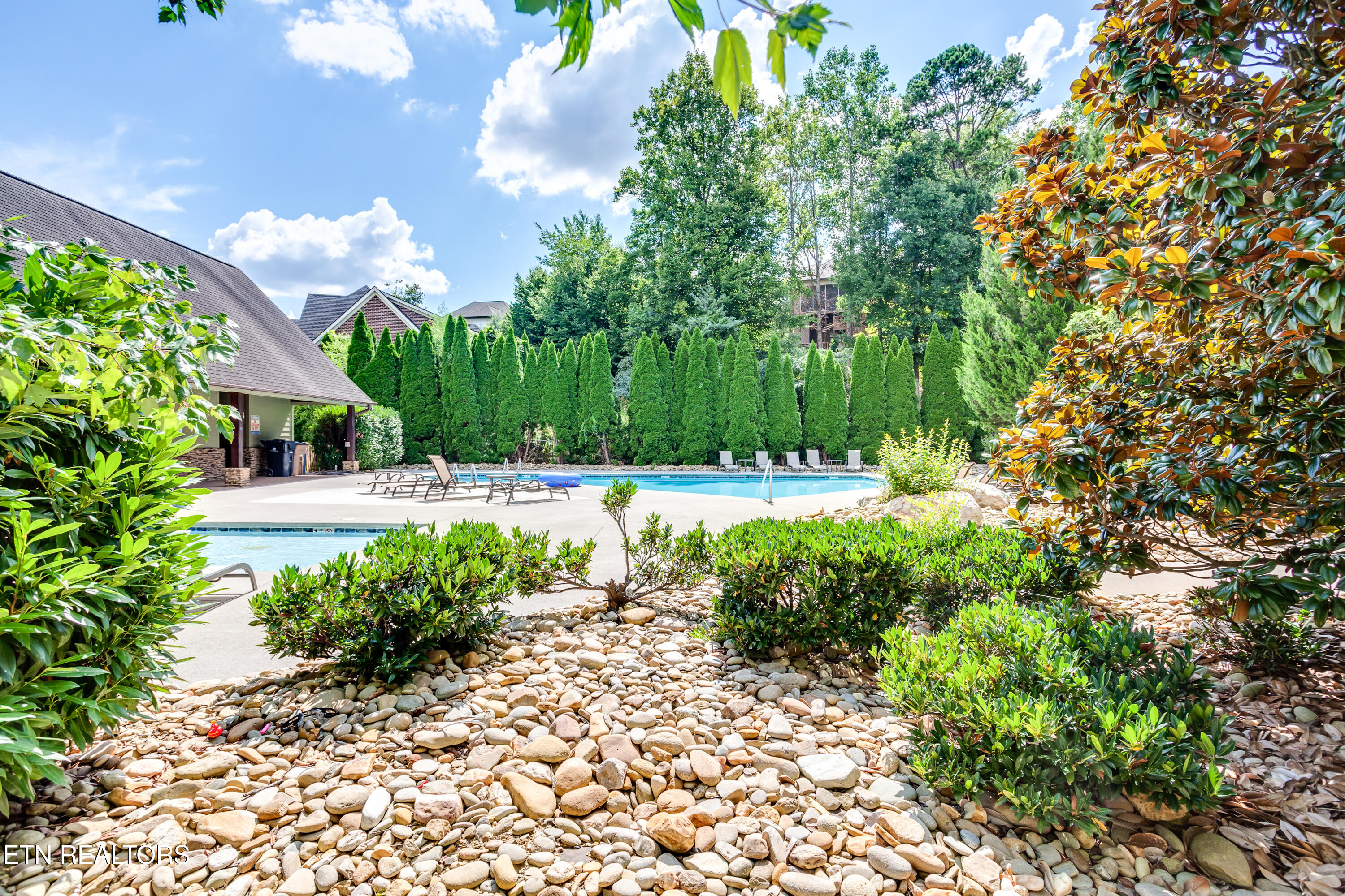 634 Oak Cove Lane Knoxville TN 37922