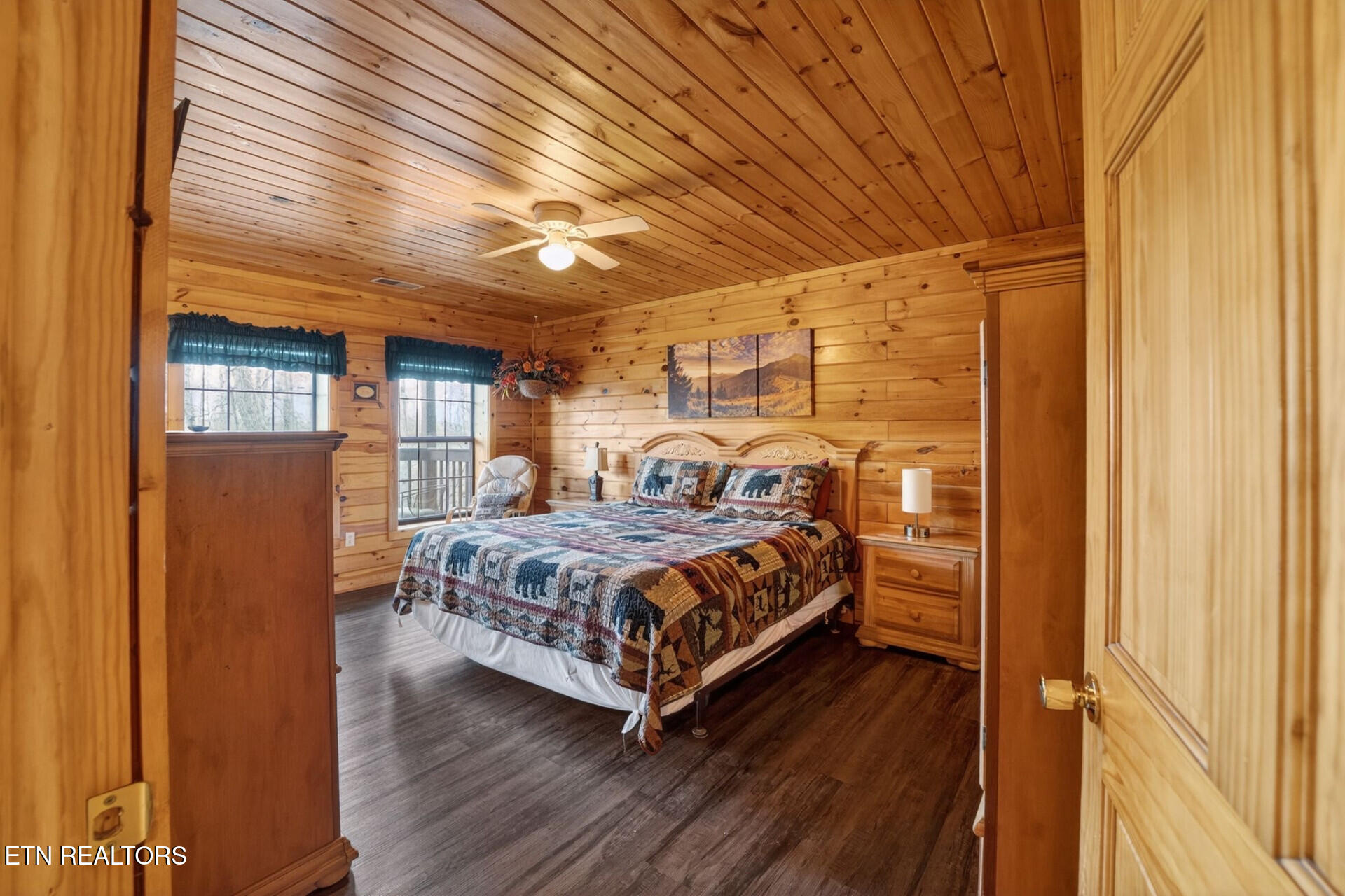 1930 Regans Ridge Way Sevierville TN 37876