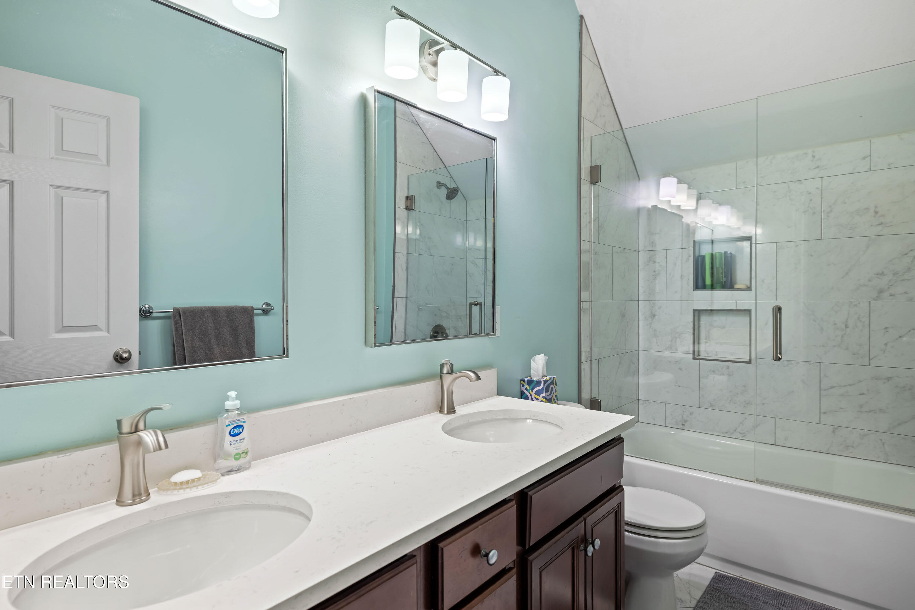 2624 Crystal Point Drive Knoxville TN 37938