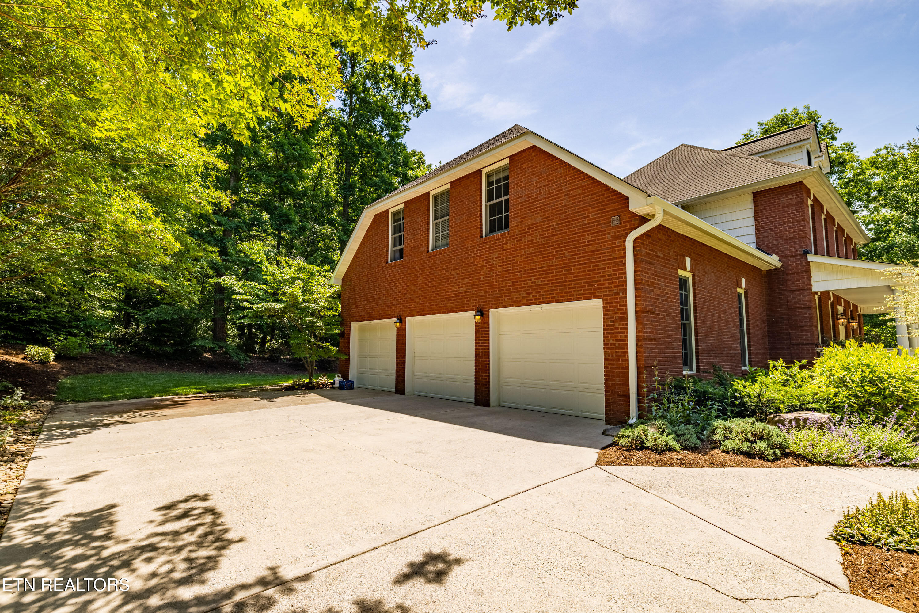 2624 Crystal Point Drive Knoxville TN 37938