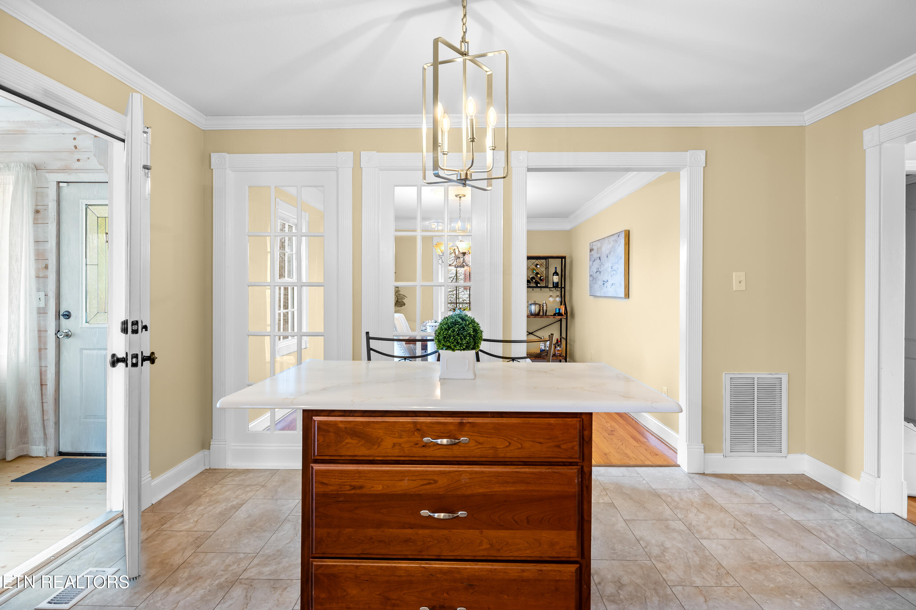 406 Chestnut Street Sweetwater TN 37874