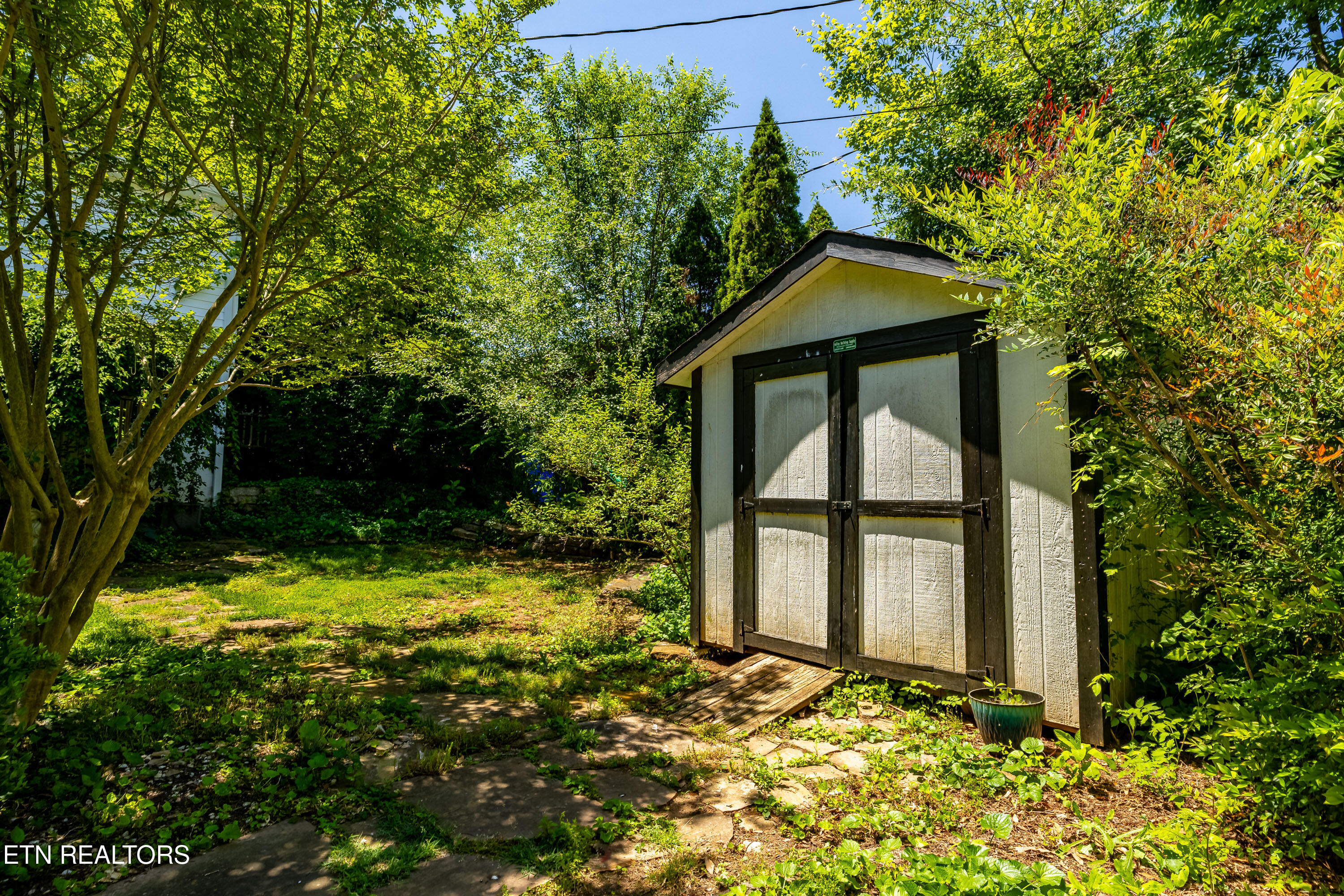 406 Chestnut Street Sweetwater TN 37874