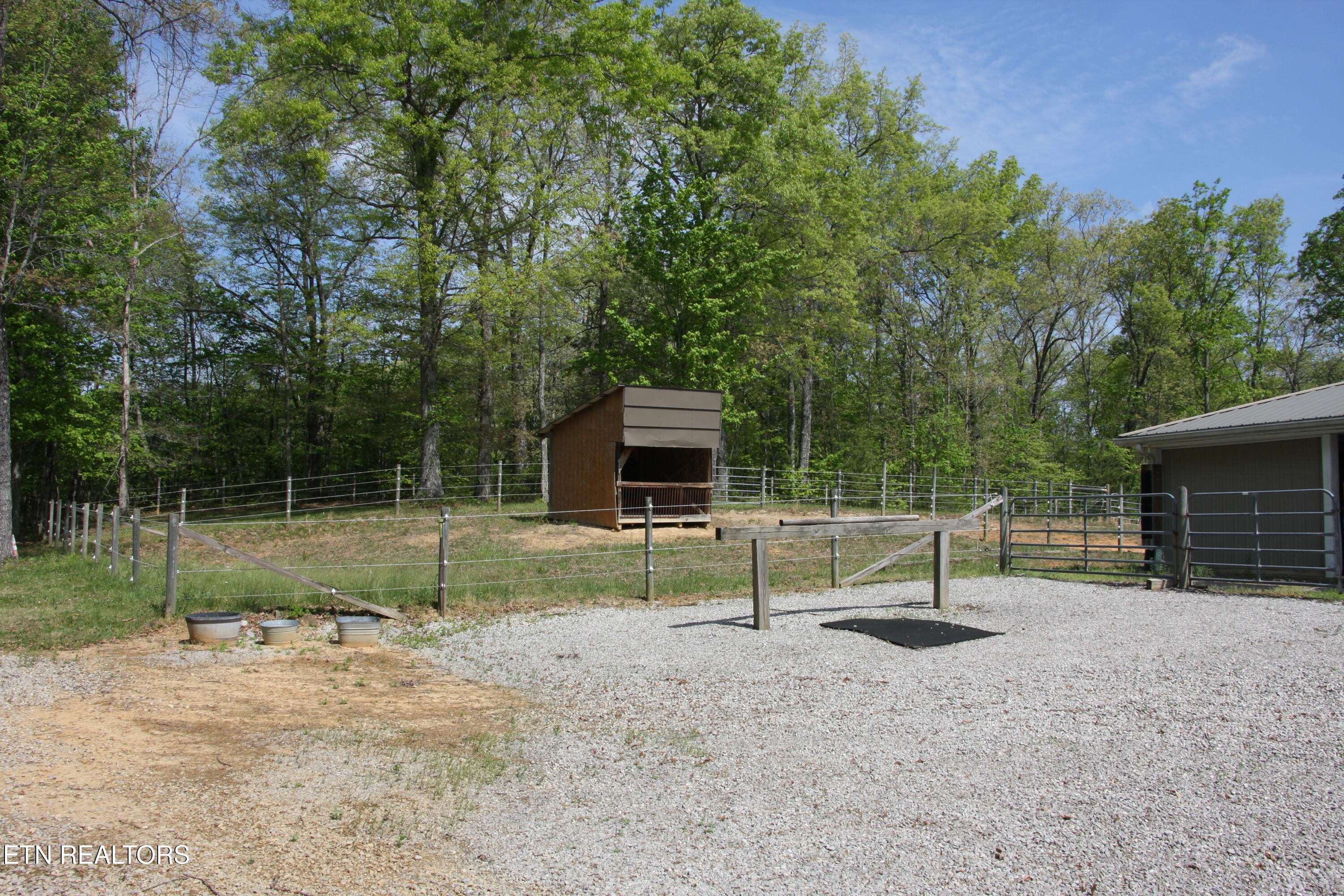 734 Ridgetop Drive Jamestown TN 38556