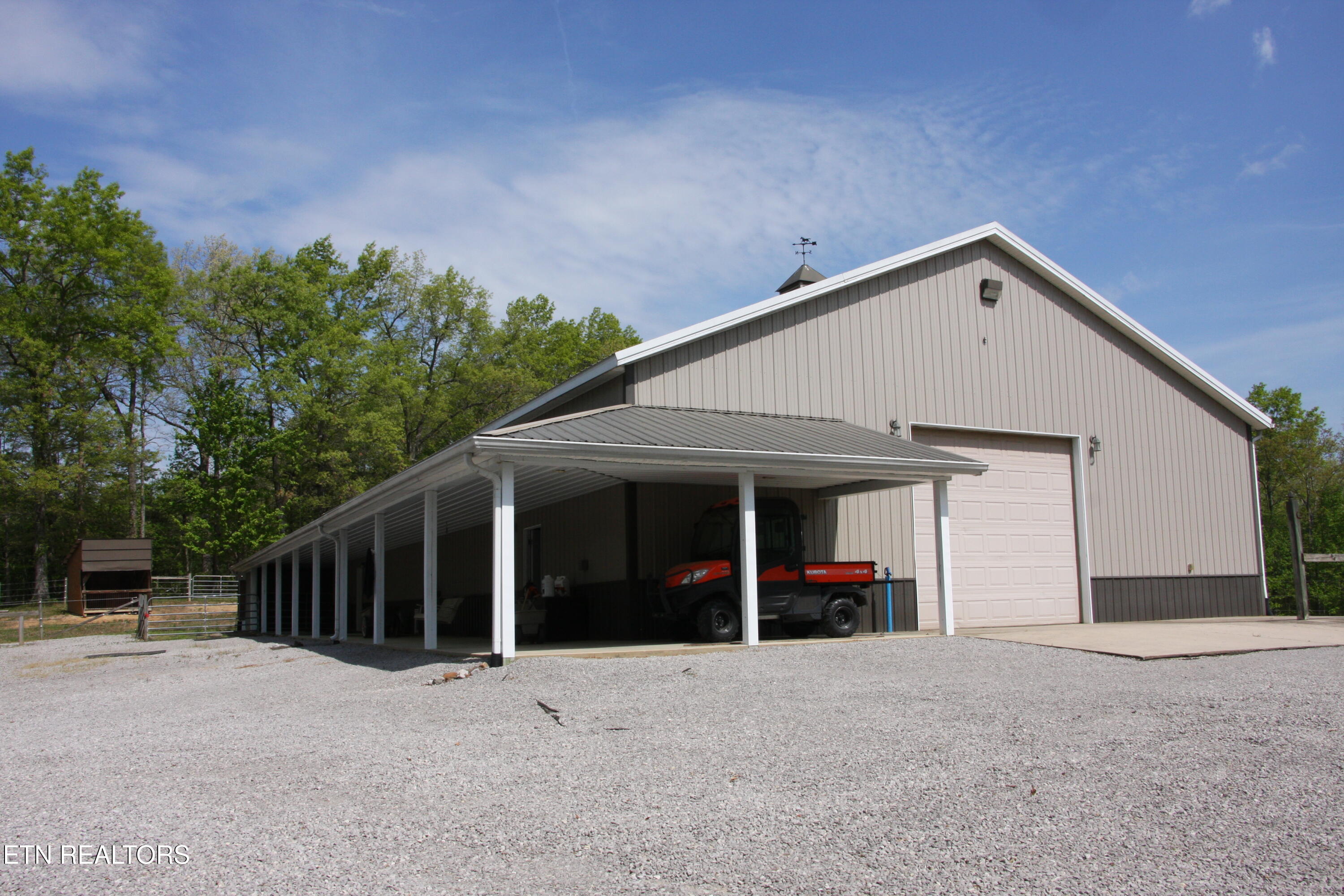 734 Ridgetop Drive Jamestown TN 38556