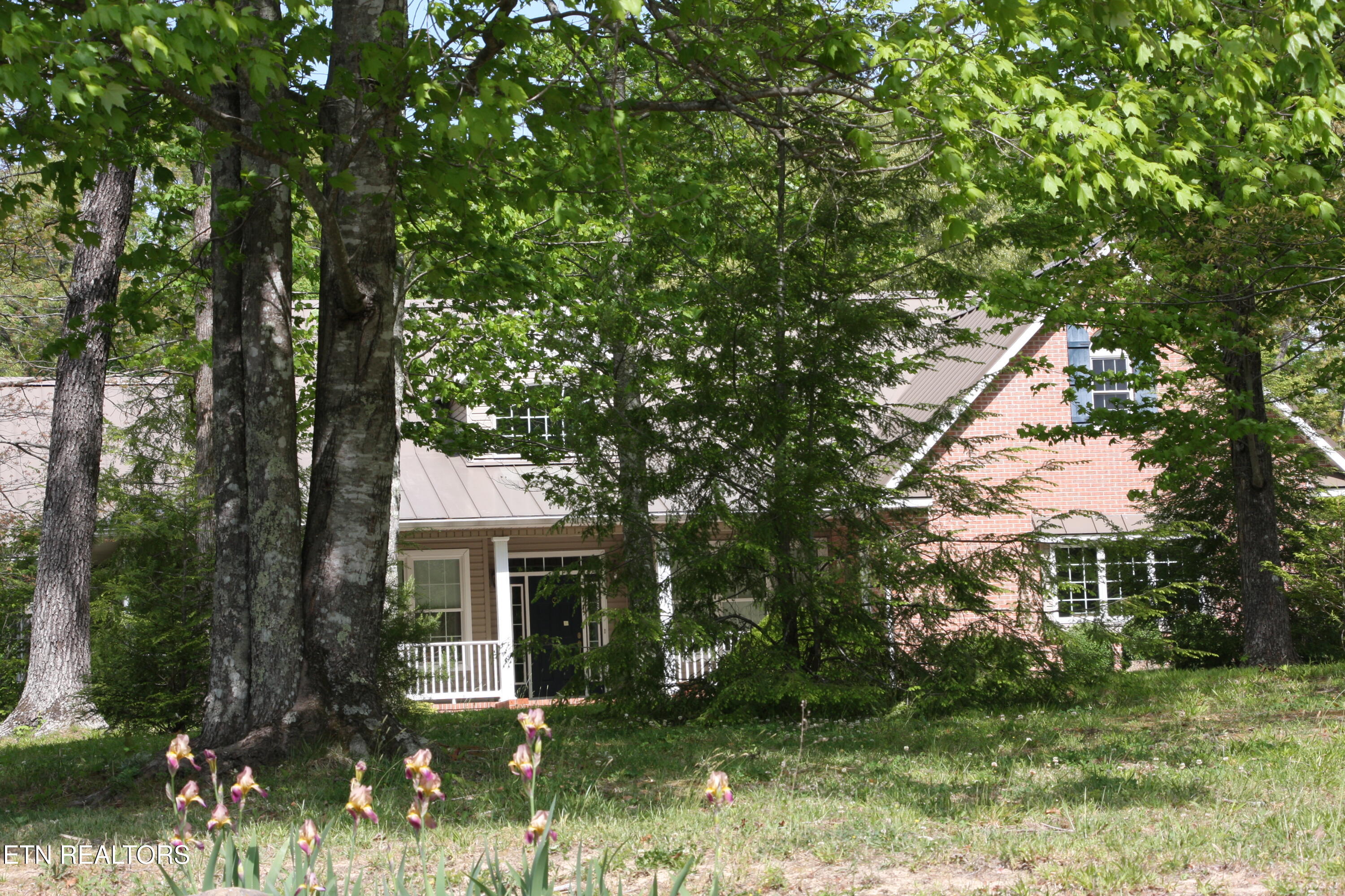 734 Ridgetop Drive Jamestown TN 38556
