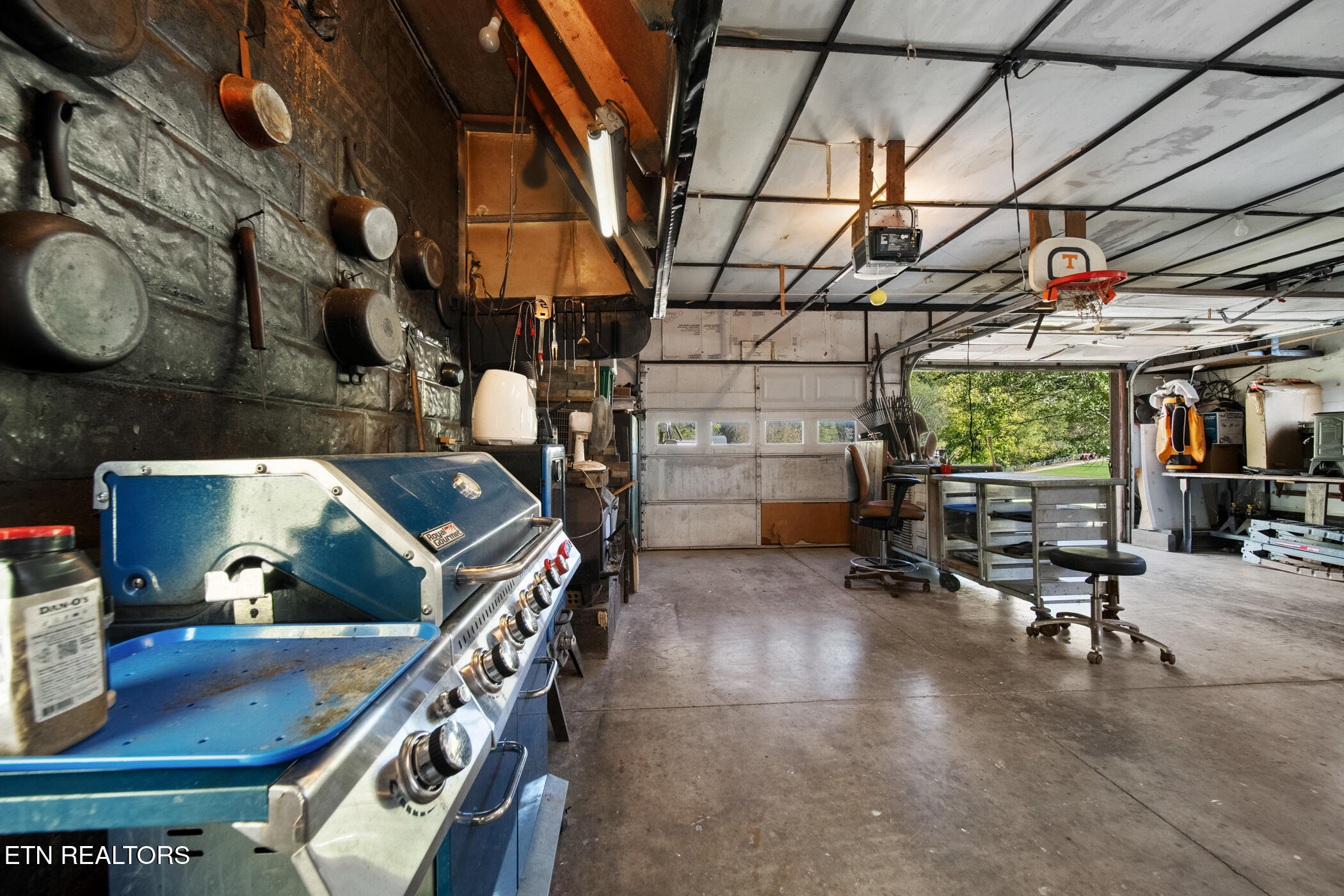 259 Little Tater Valley Road Luttrell TN 37779