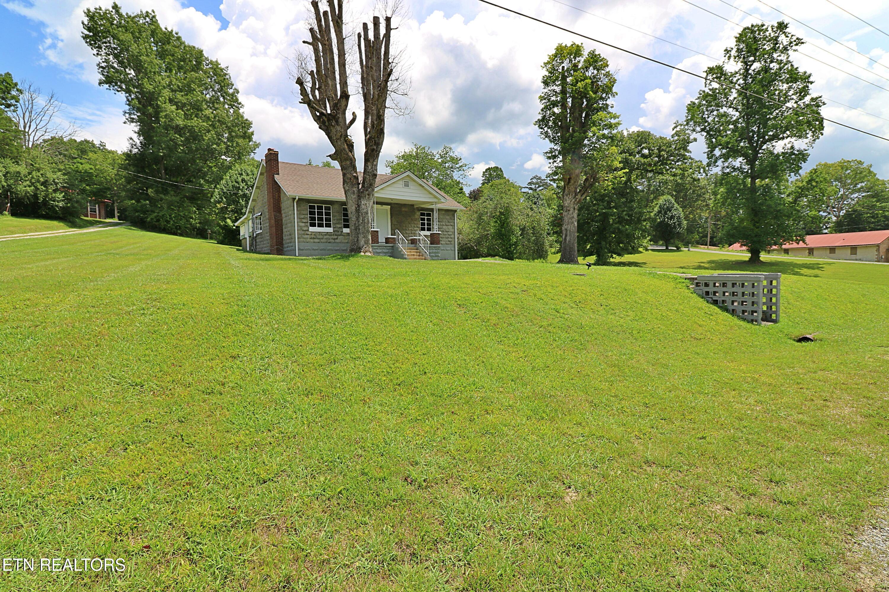 231 Galloway Drive Helenwood TN 37755