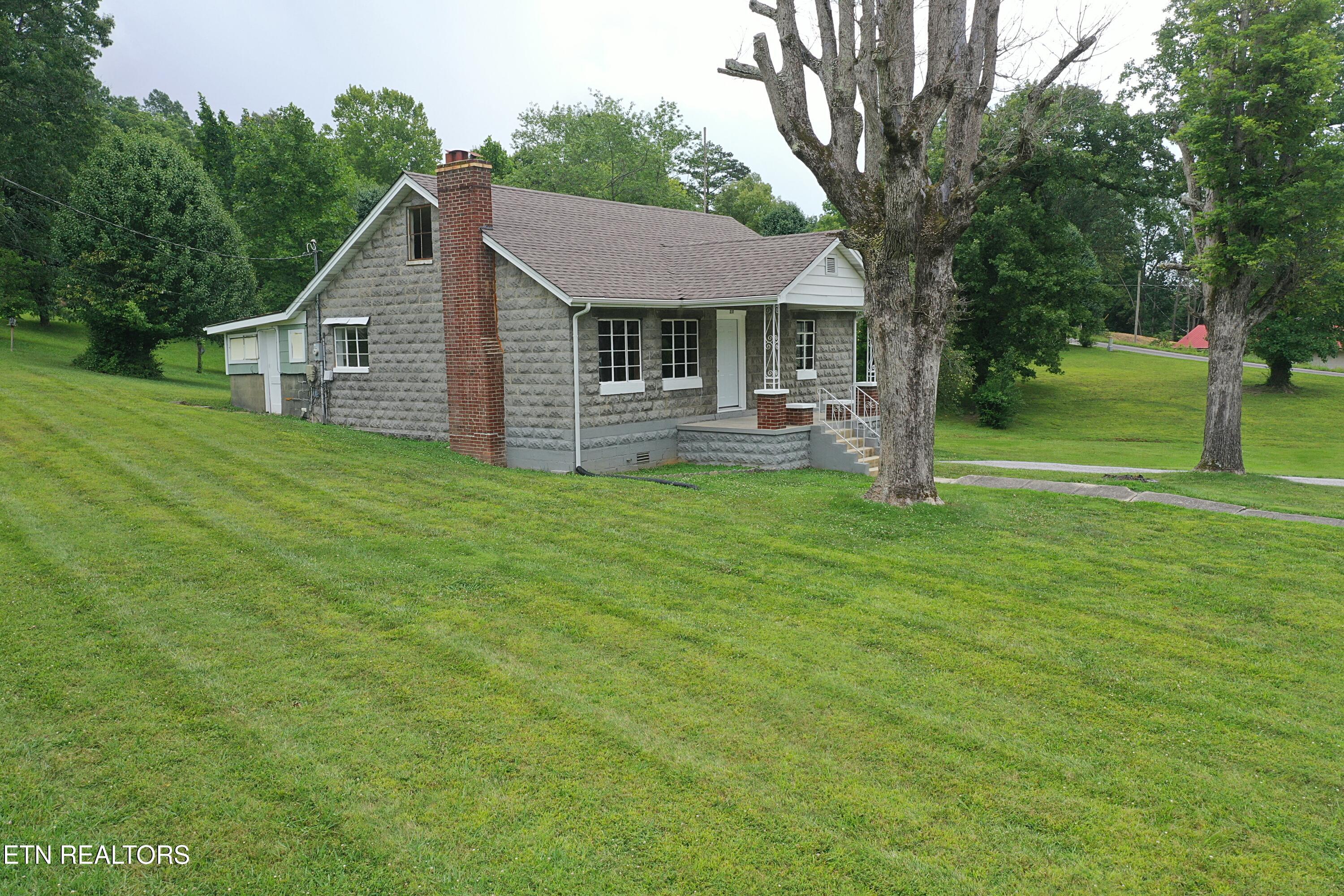 231 Galloway Drive Helenwood TN 37755