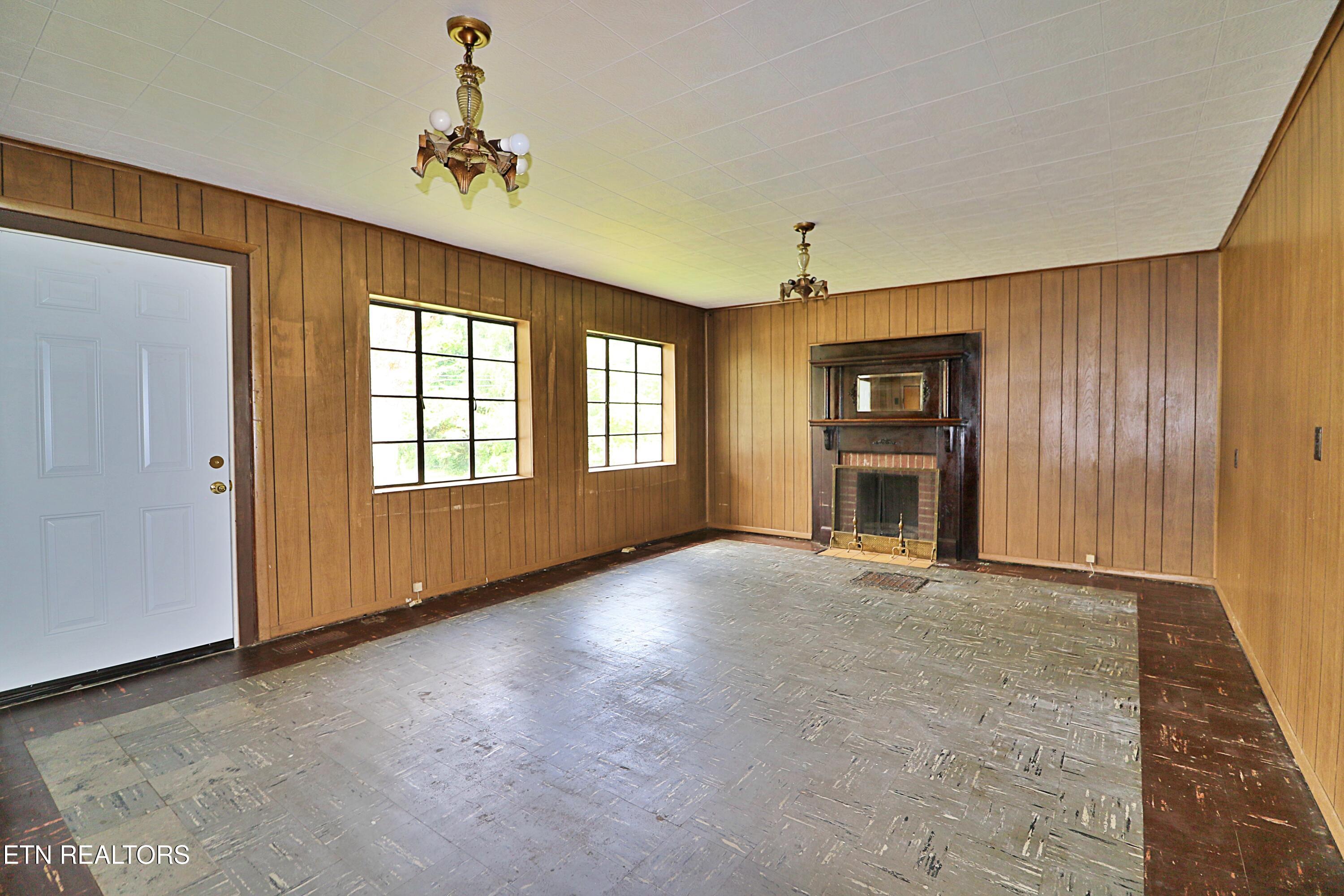 231 Galloway Drive Helenwood TN 37755