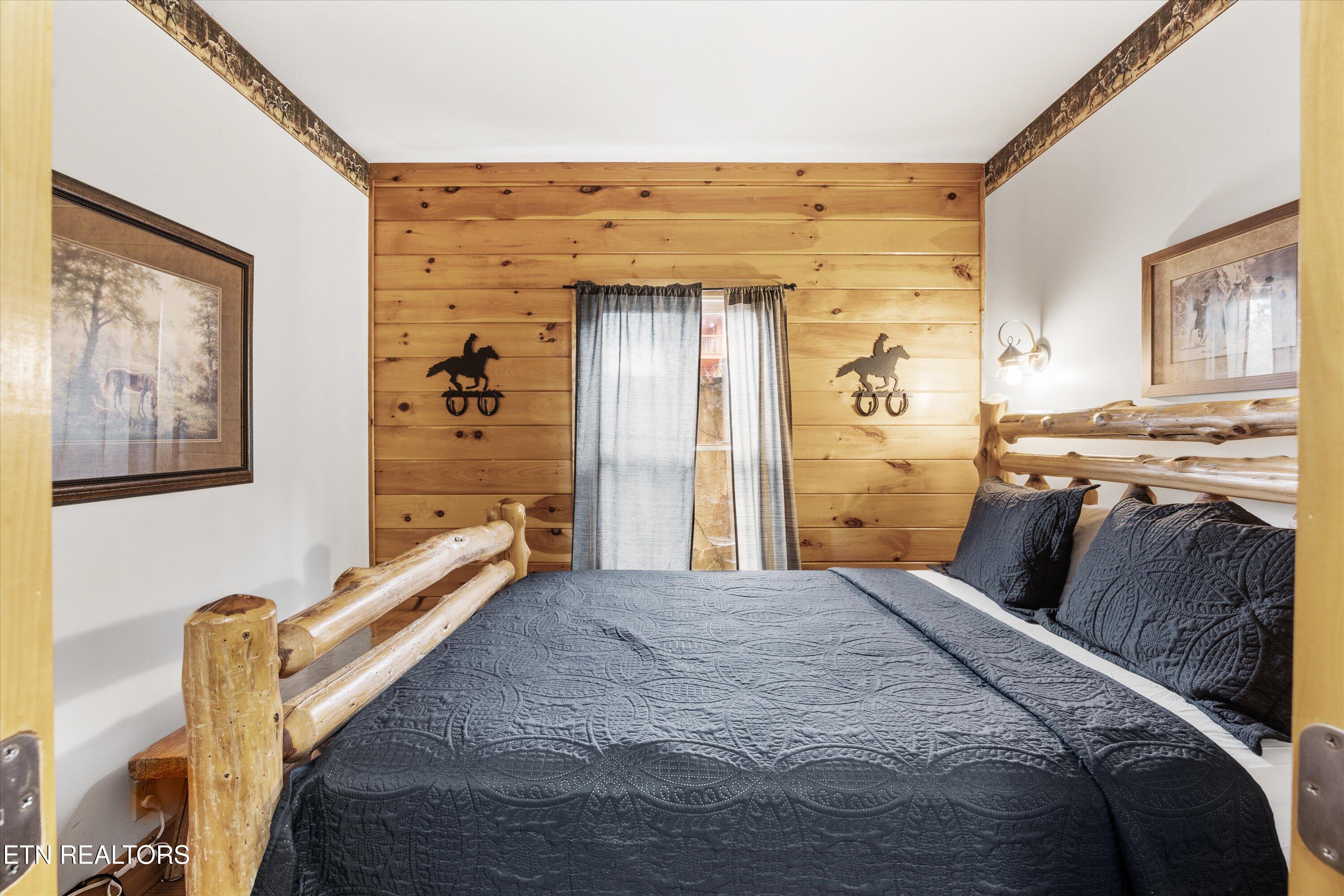 2818 Seth Road Pigeon Forge TN 37863