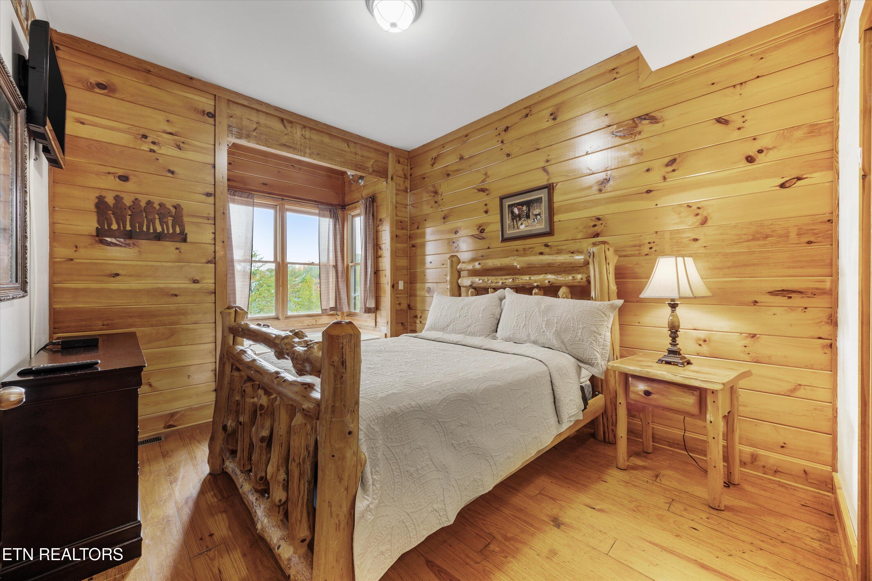 2818 Seth Road Pigeon Forge TN 37863