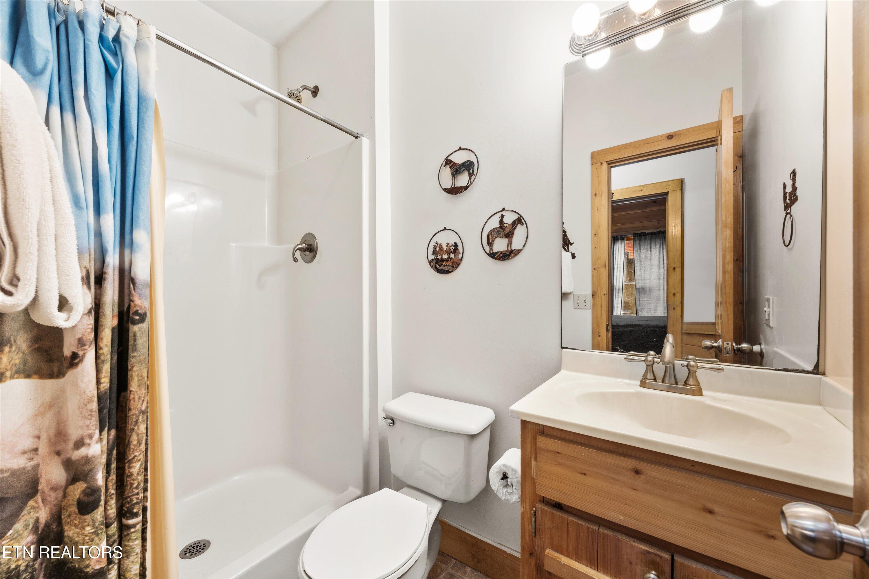 2818 Seth Road Pigeon Forge TN 37863