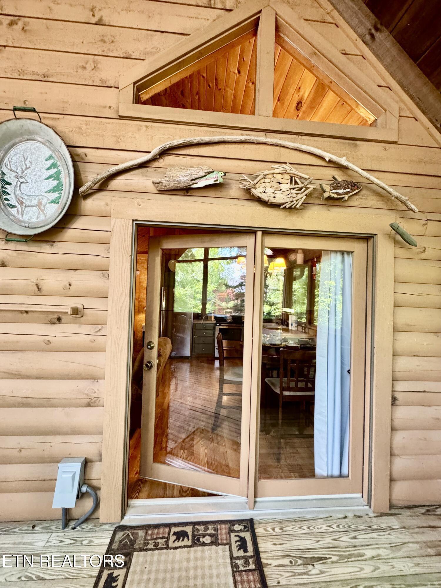 856 Bear Run Way Sevierville TN 37862