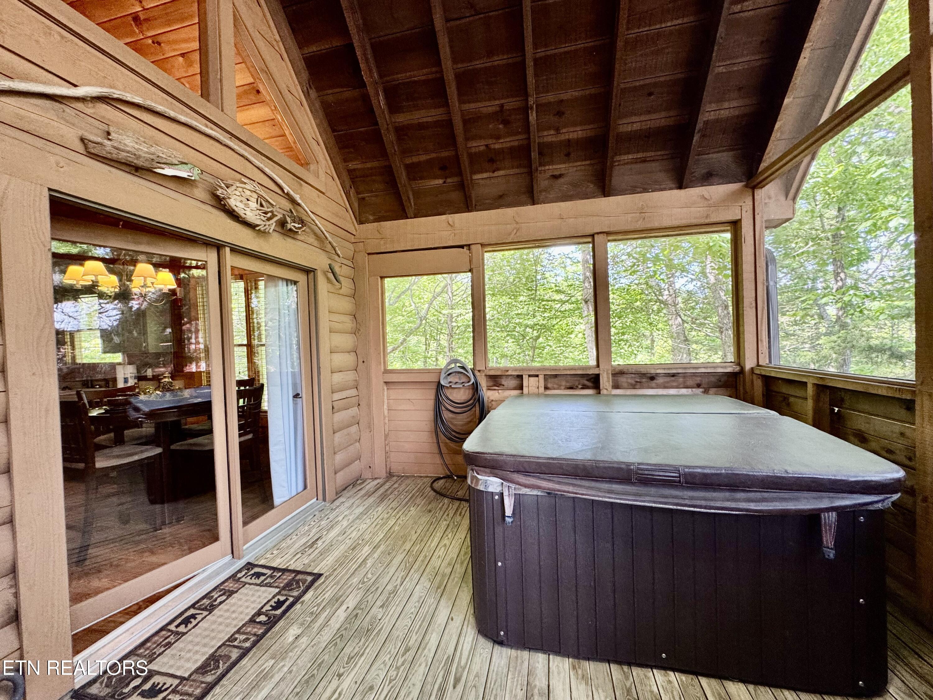 856 Bear Run Way Sevierville TN 37862