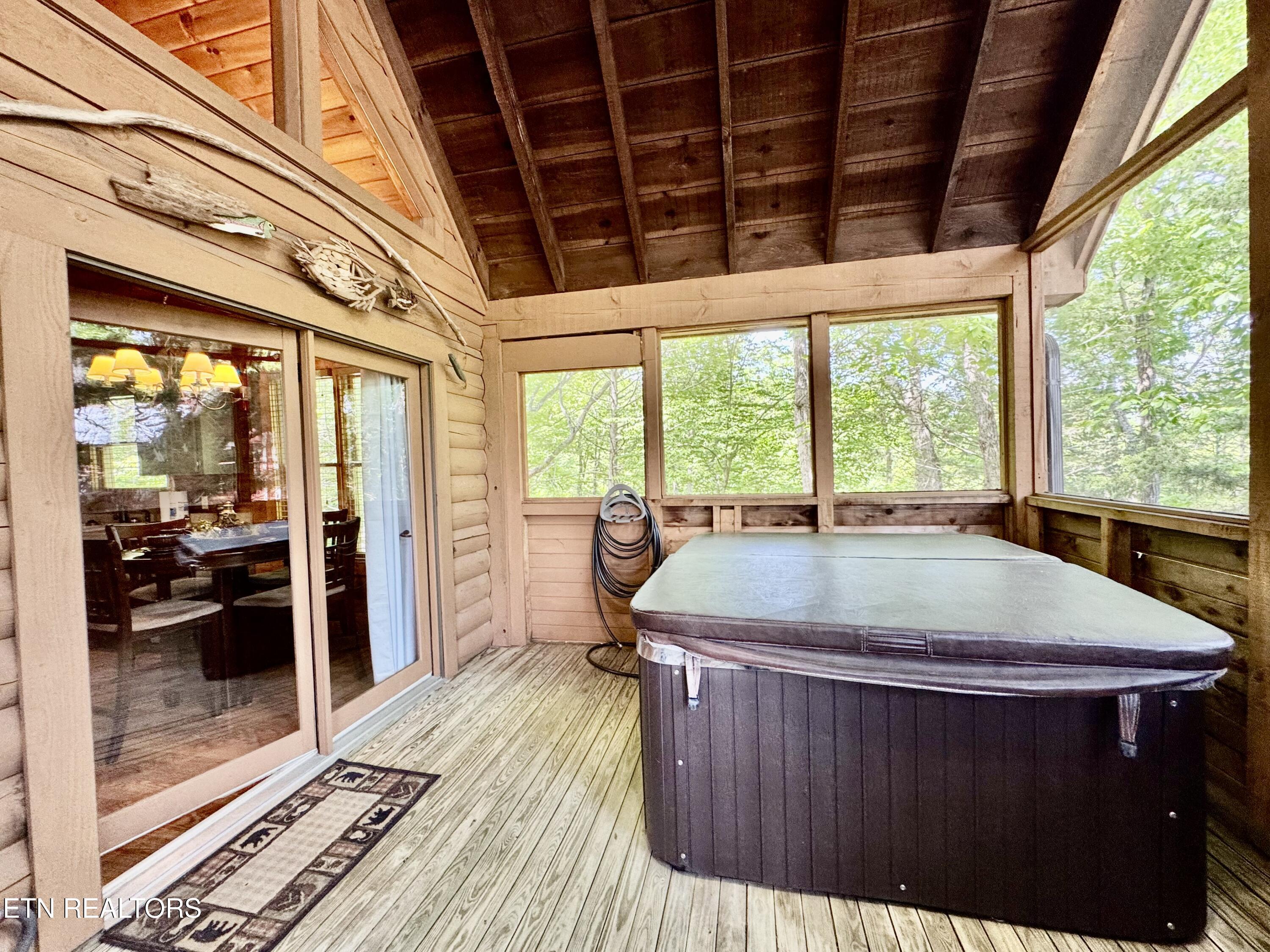 856 Bear Run Way Sevierville TN 37862