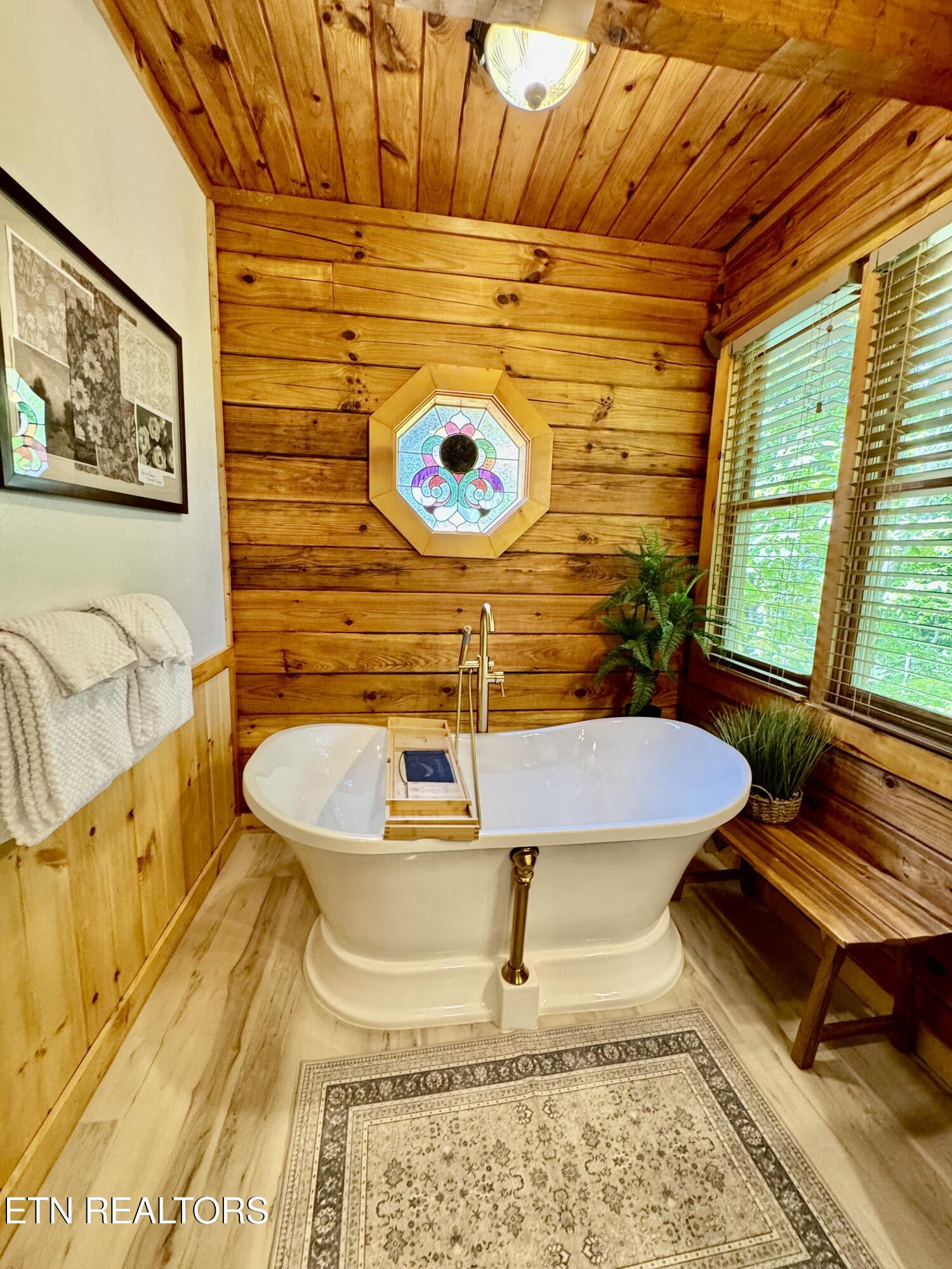856 Bear Run Way Sevierville TN 37862