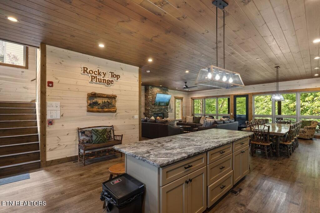 3504 Sand Ridge Way Pigeon Forge TN 37863
