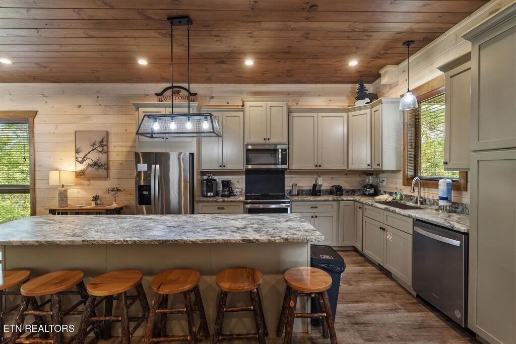 3504 Sand Ridge Way Pigeon Forge TN 37863