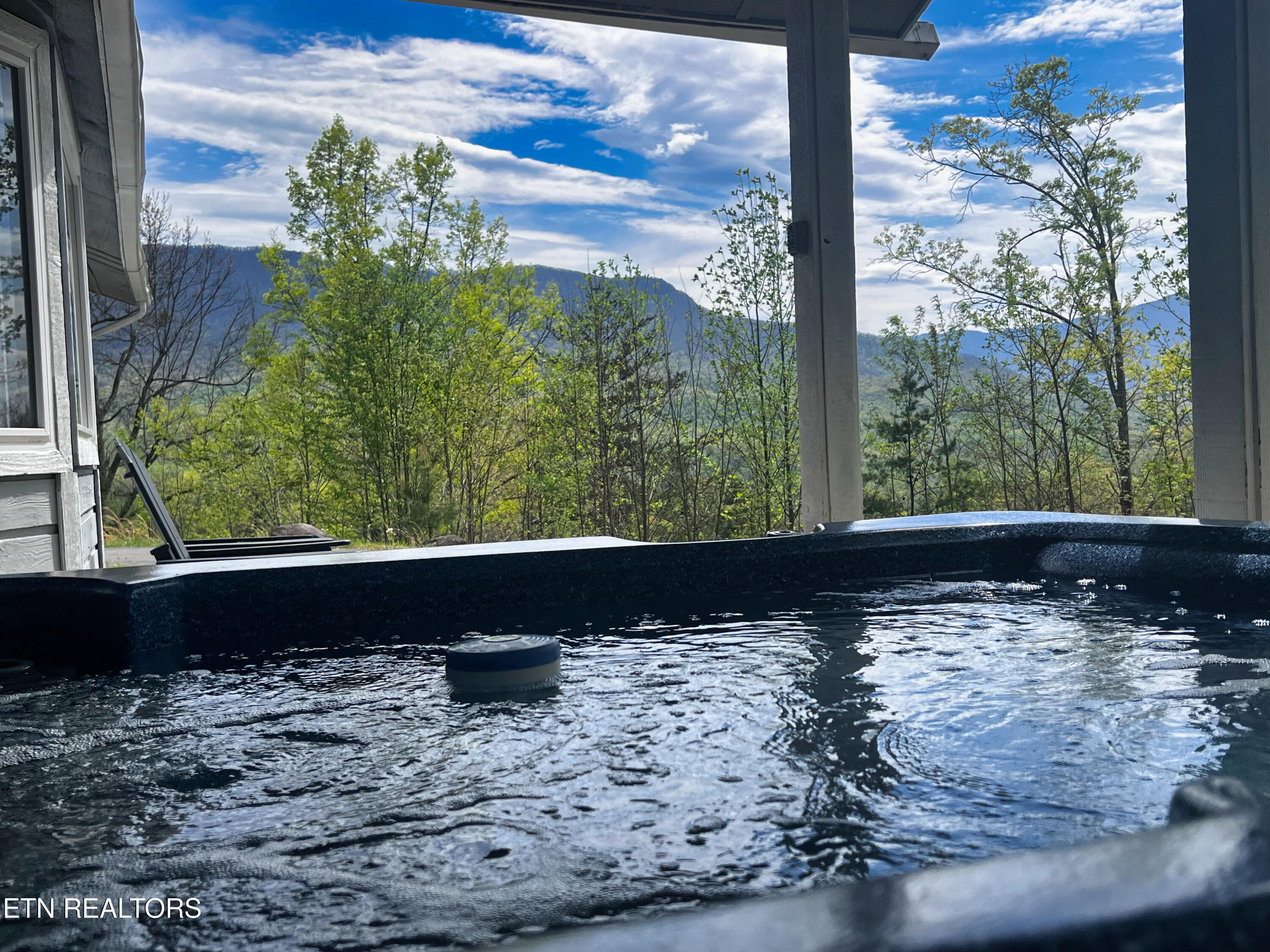 1030 Fox Tail Trail Gatlinburg TN 37738