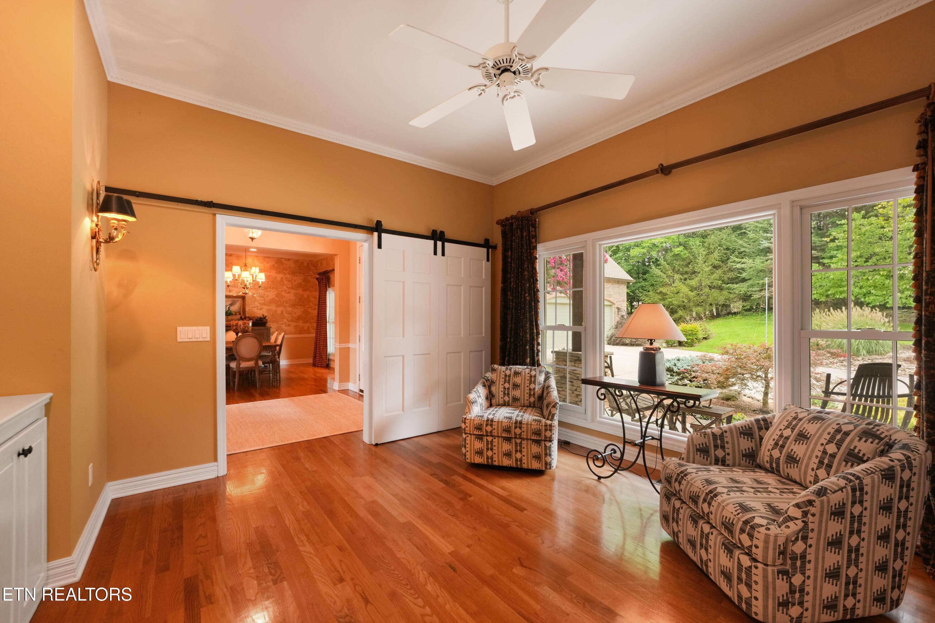 16 Milnor Circle Crossville TN 38558