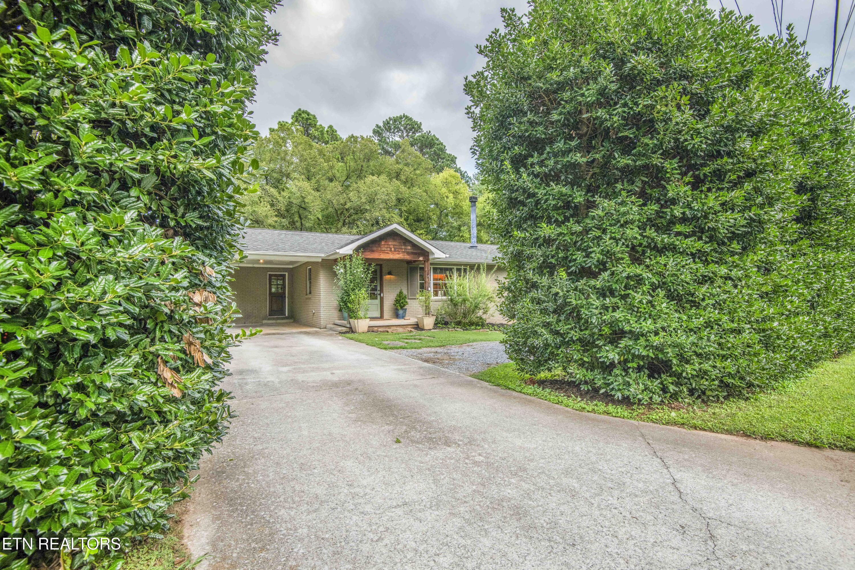 1932 Duncan Road Knoxville TN 37919