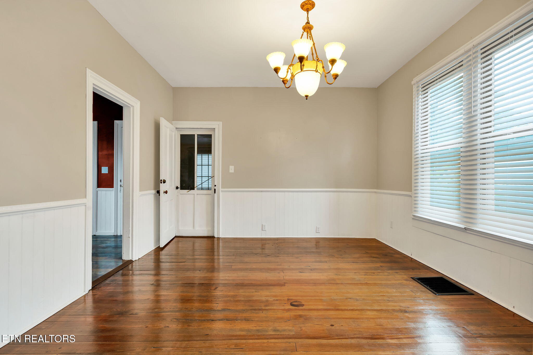214 Mccaslin Avenue Sweetwater TN 37874