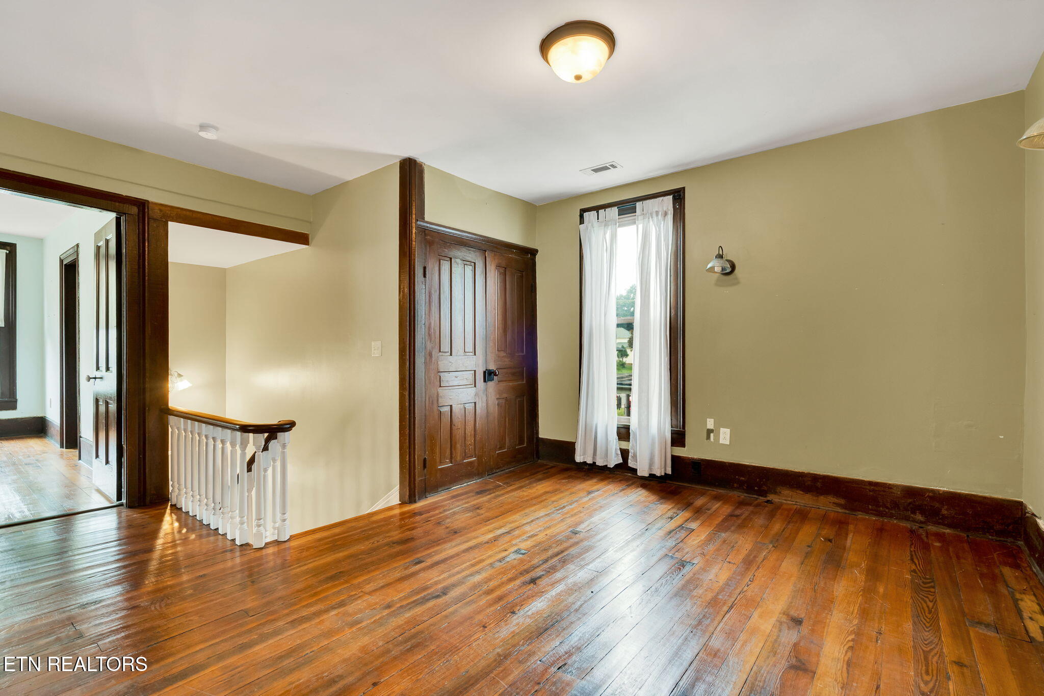 214 Mccaslin Avenue Sweetwater TN 37874