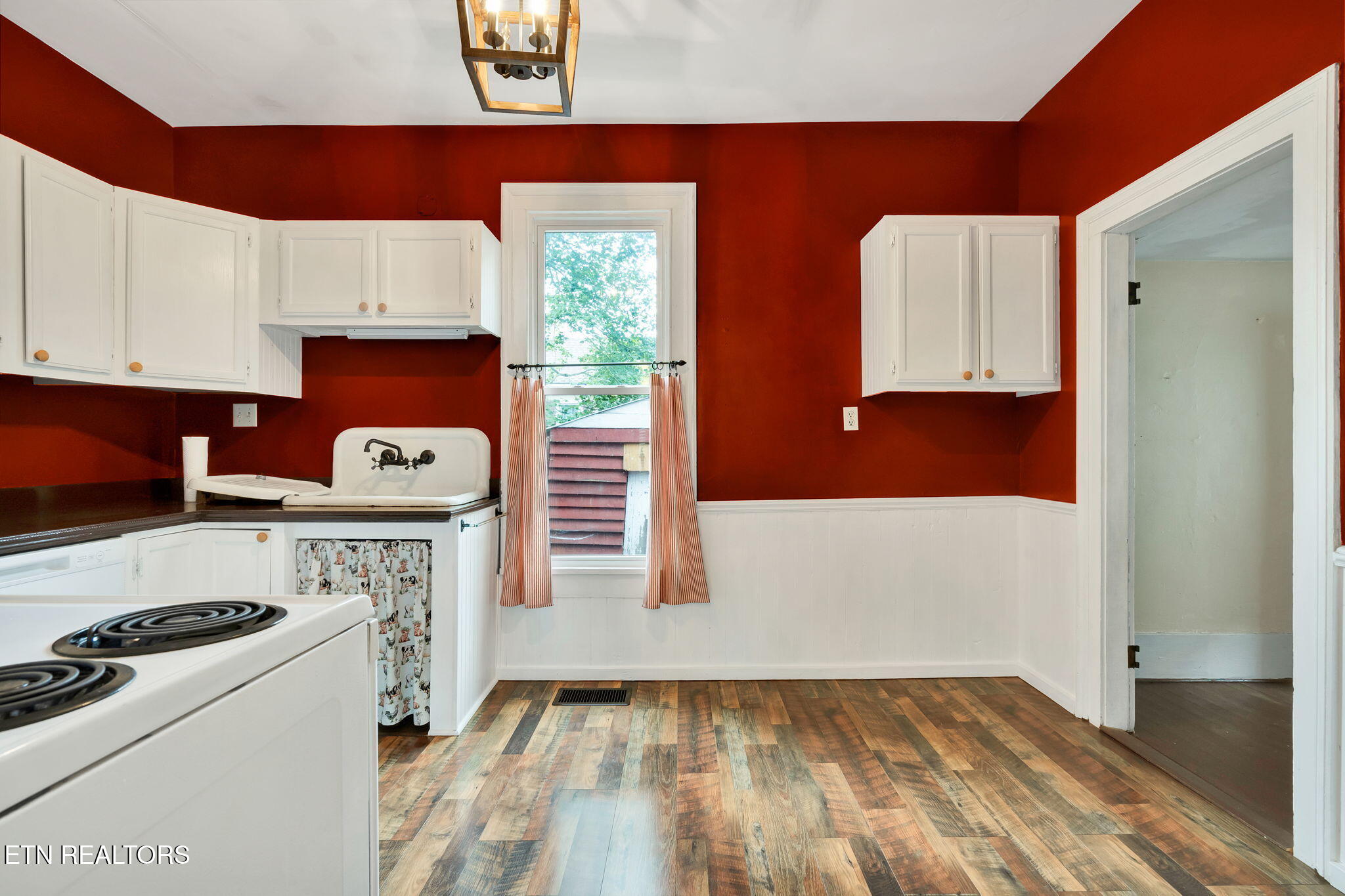 214 Mccaslin Avenue Sweetwater TN 37874