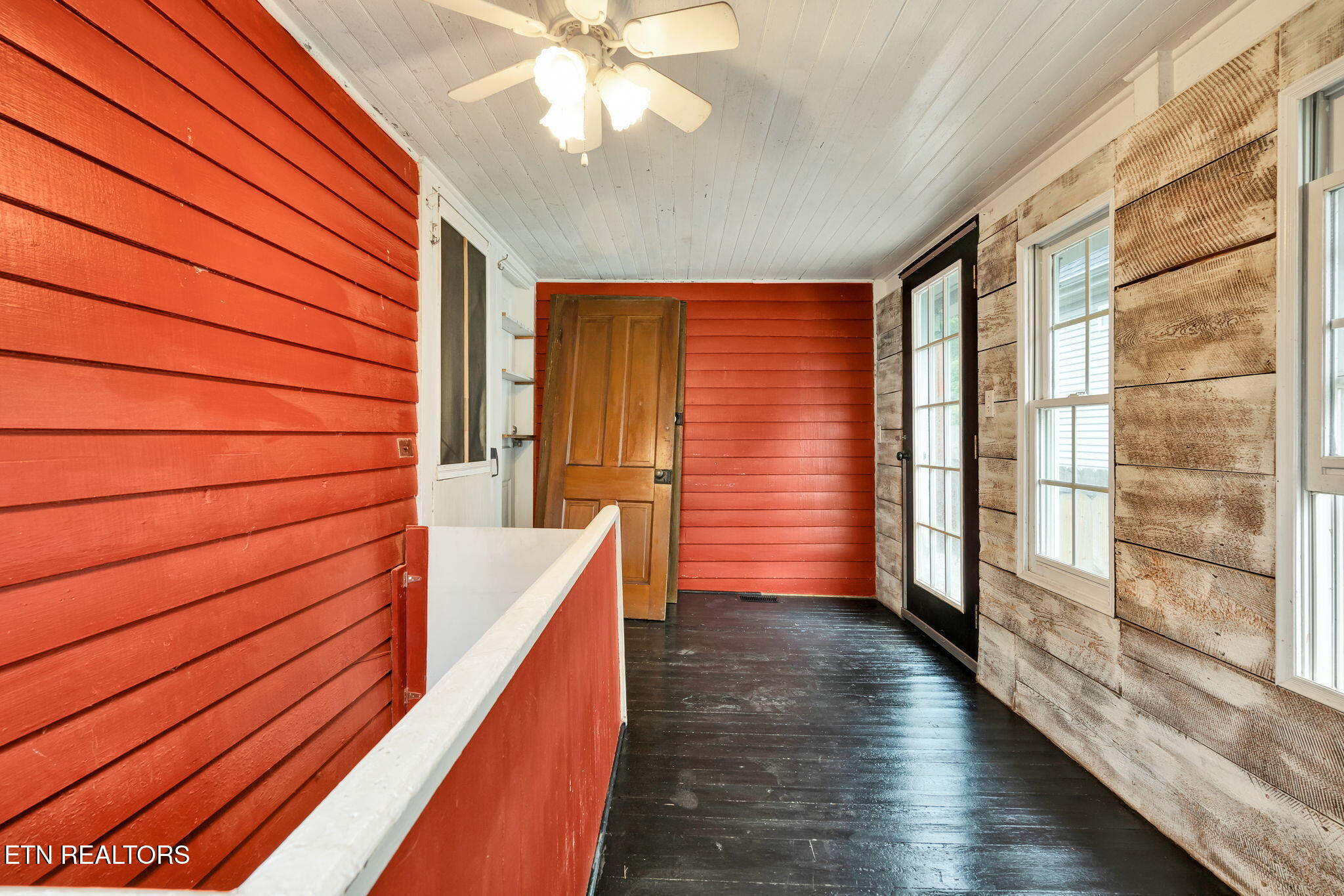 214 Mccaslin Avenue Sweetwater TN 37874