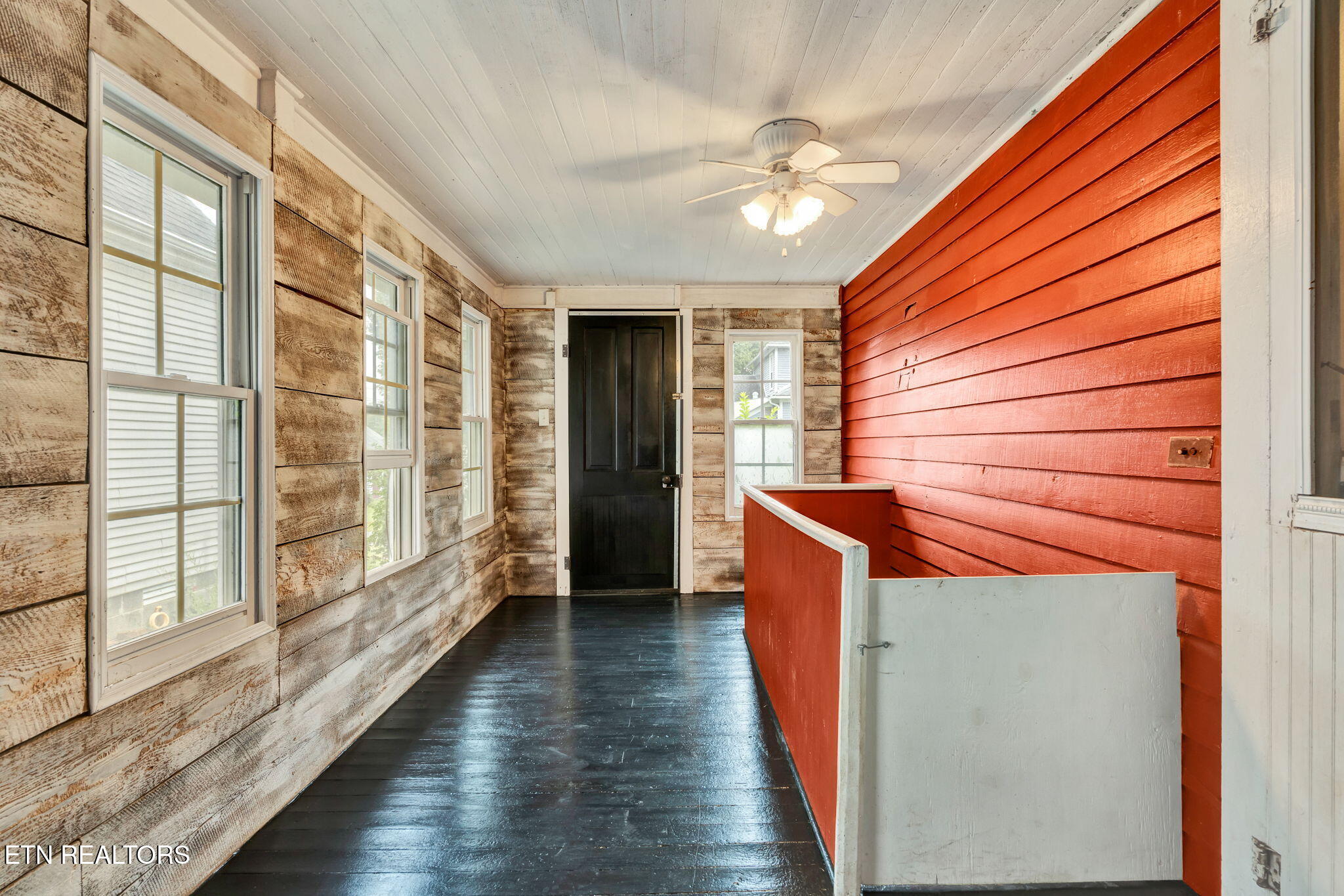 214 Mccaslin Avenue Sweetwater TN 37874