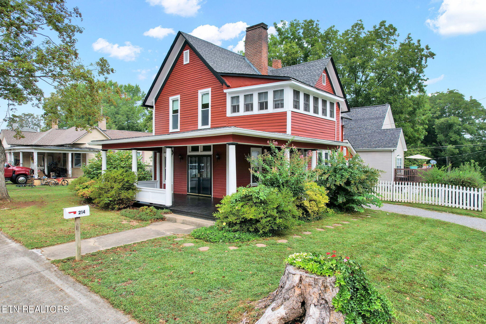 214 Mccaslin Avenue Sweetwater TN 37874