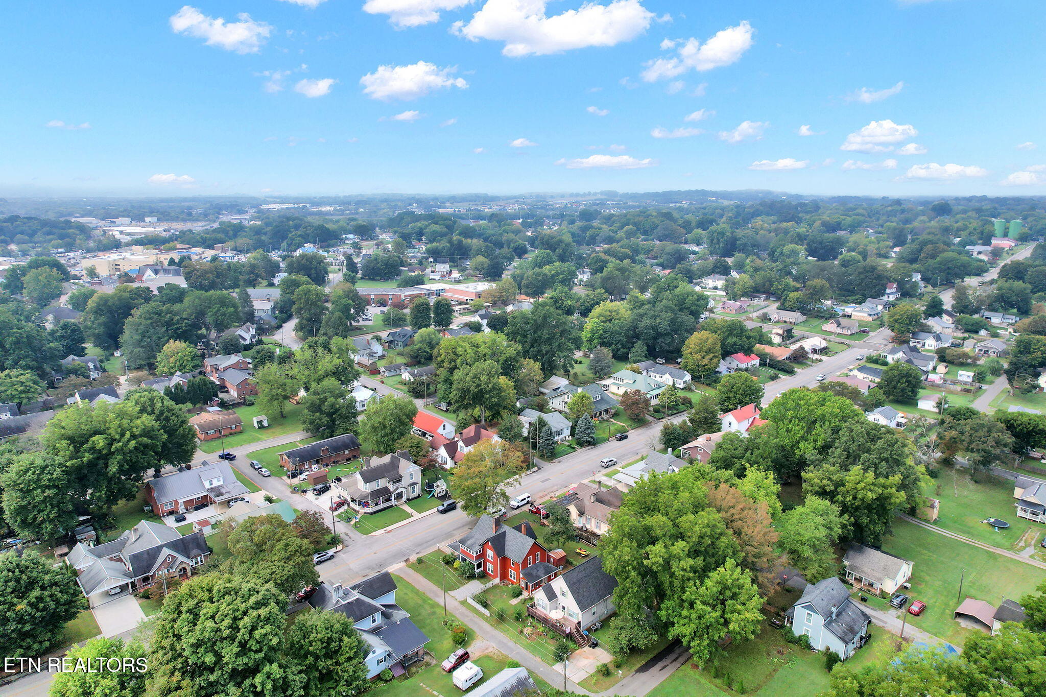 214 Mccaslin Avenue Sweetwater TN 37874