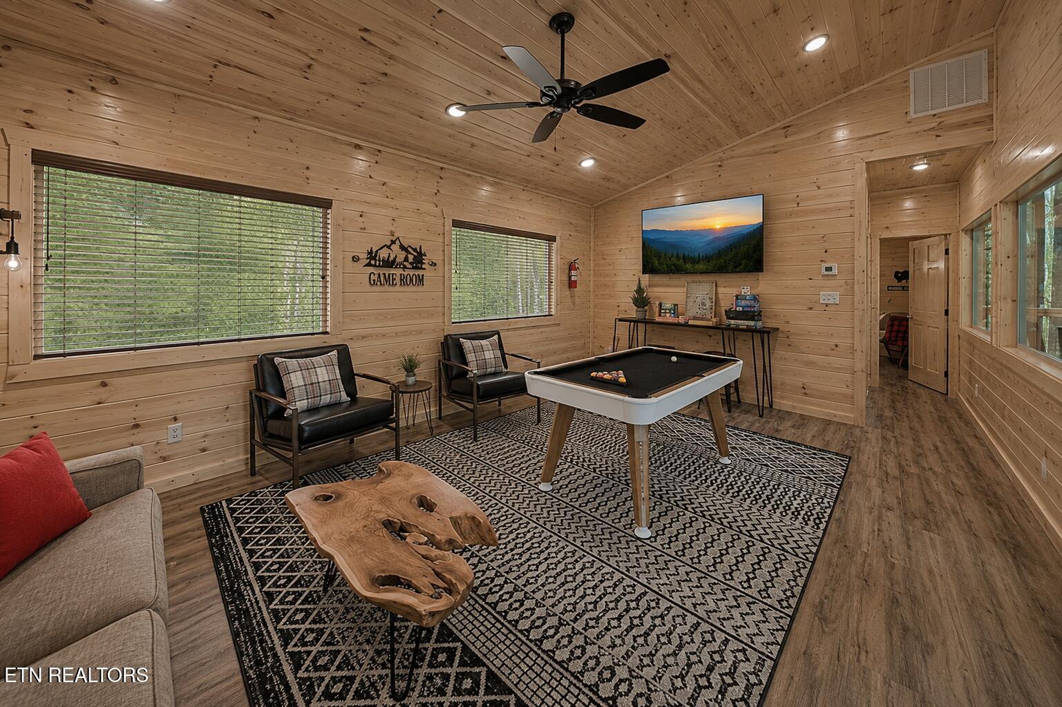 2252 Misty Shadows Drive Sevierville TN 37862