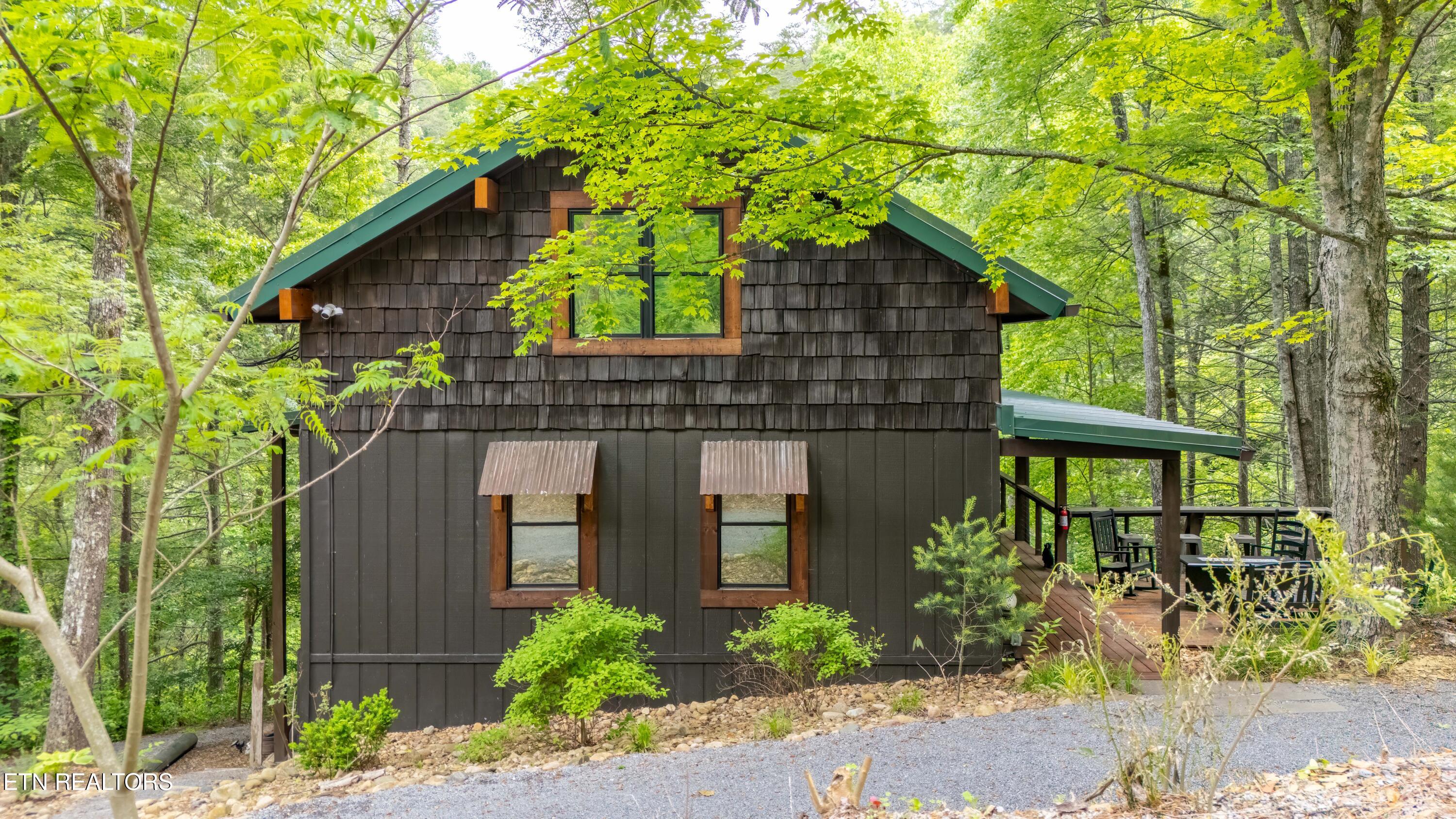 2379 Headrick Lead Sevierville TN 37862