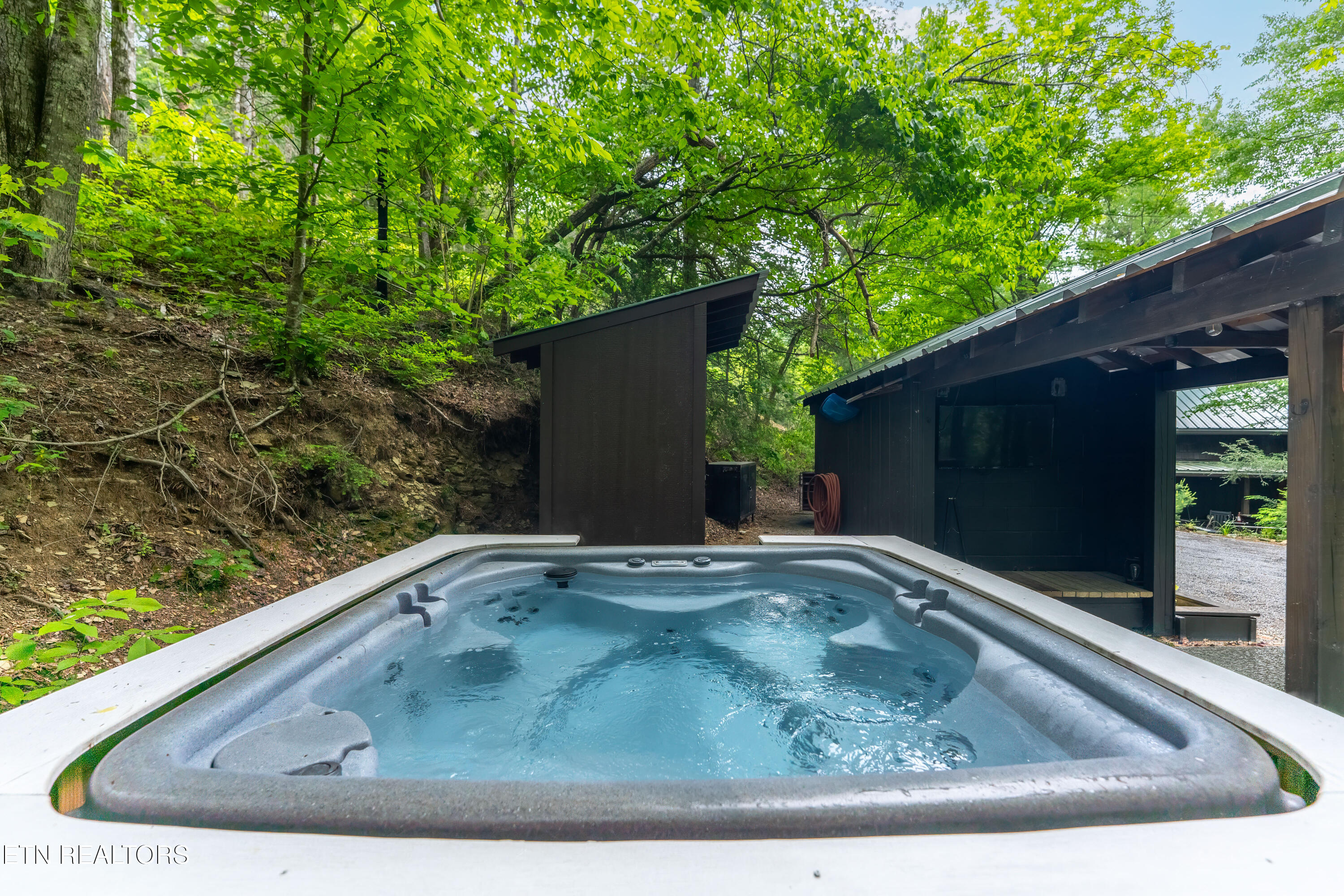 2379 Headrick Lead Sevierville TN 37862
