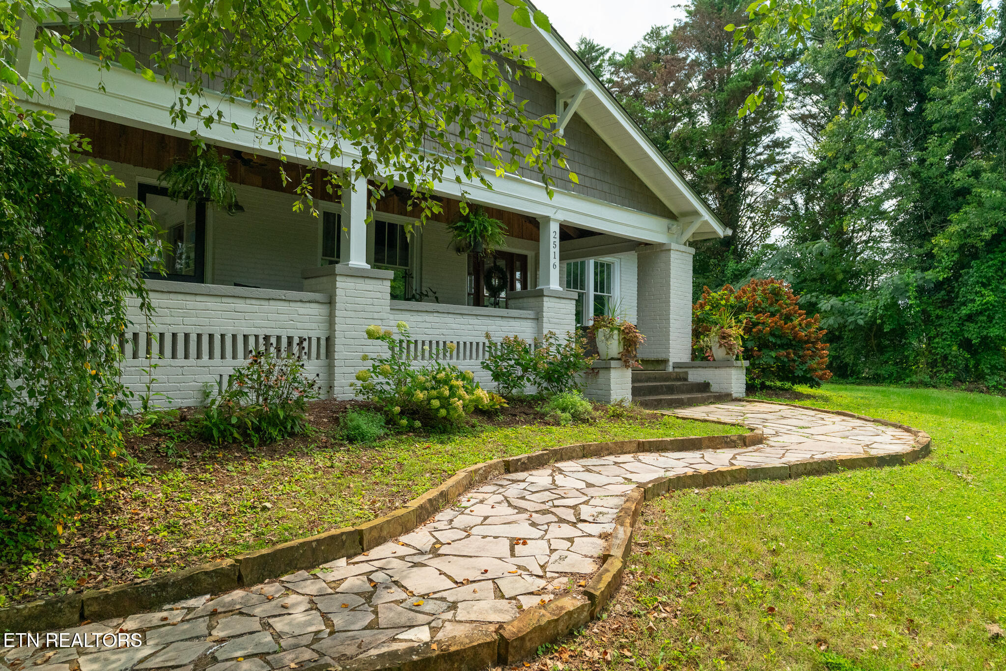 2516 Maple Drive Knoxville TN 37918