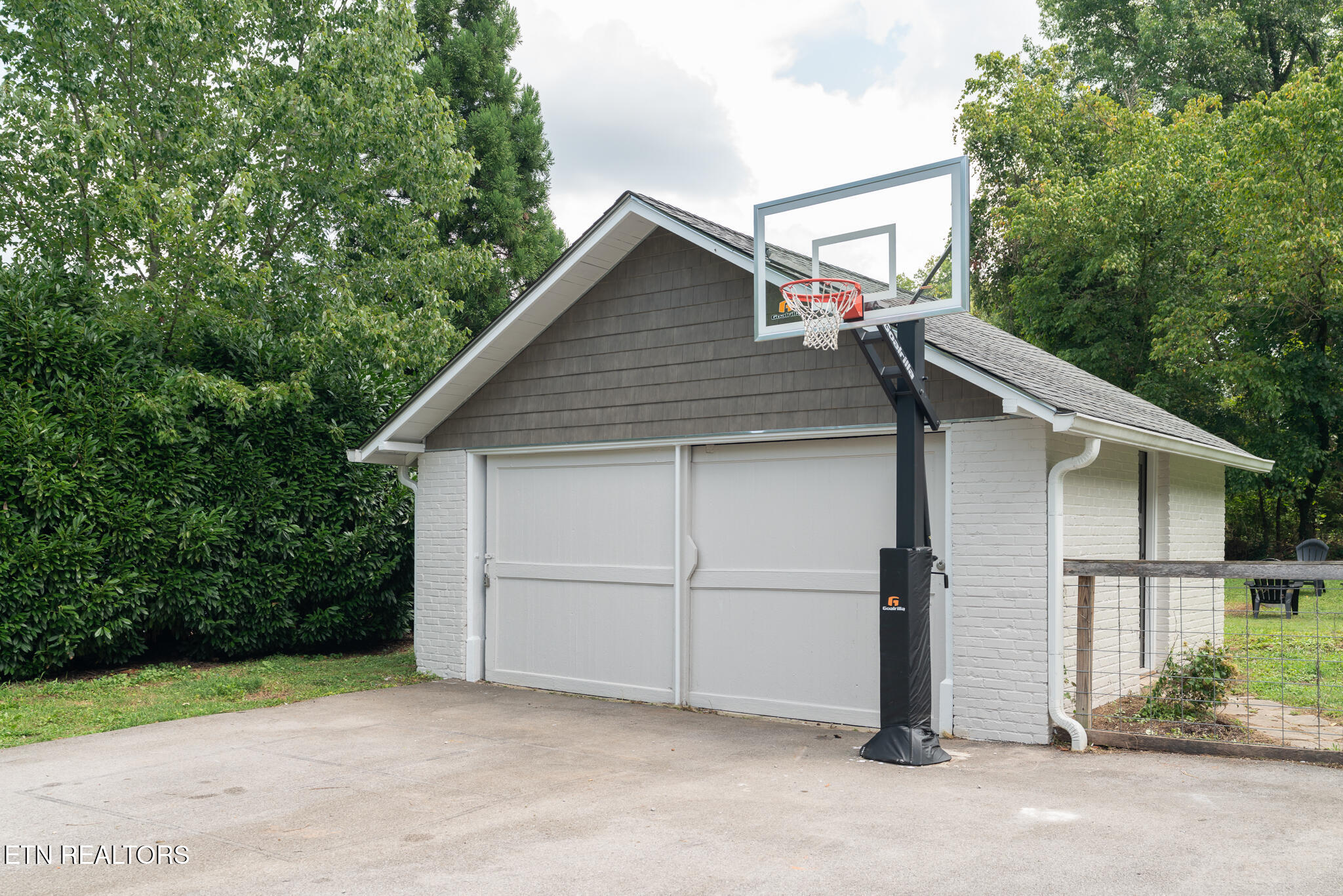 2516 Maple Drive Knoxville TN 37918
