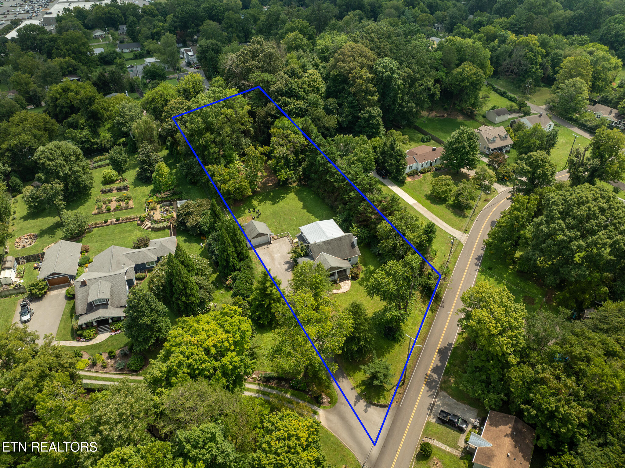 2516 Maple Drive Knoxville TN 37918