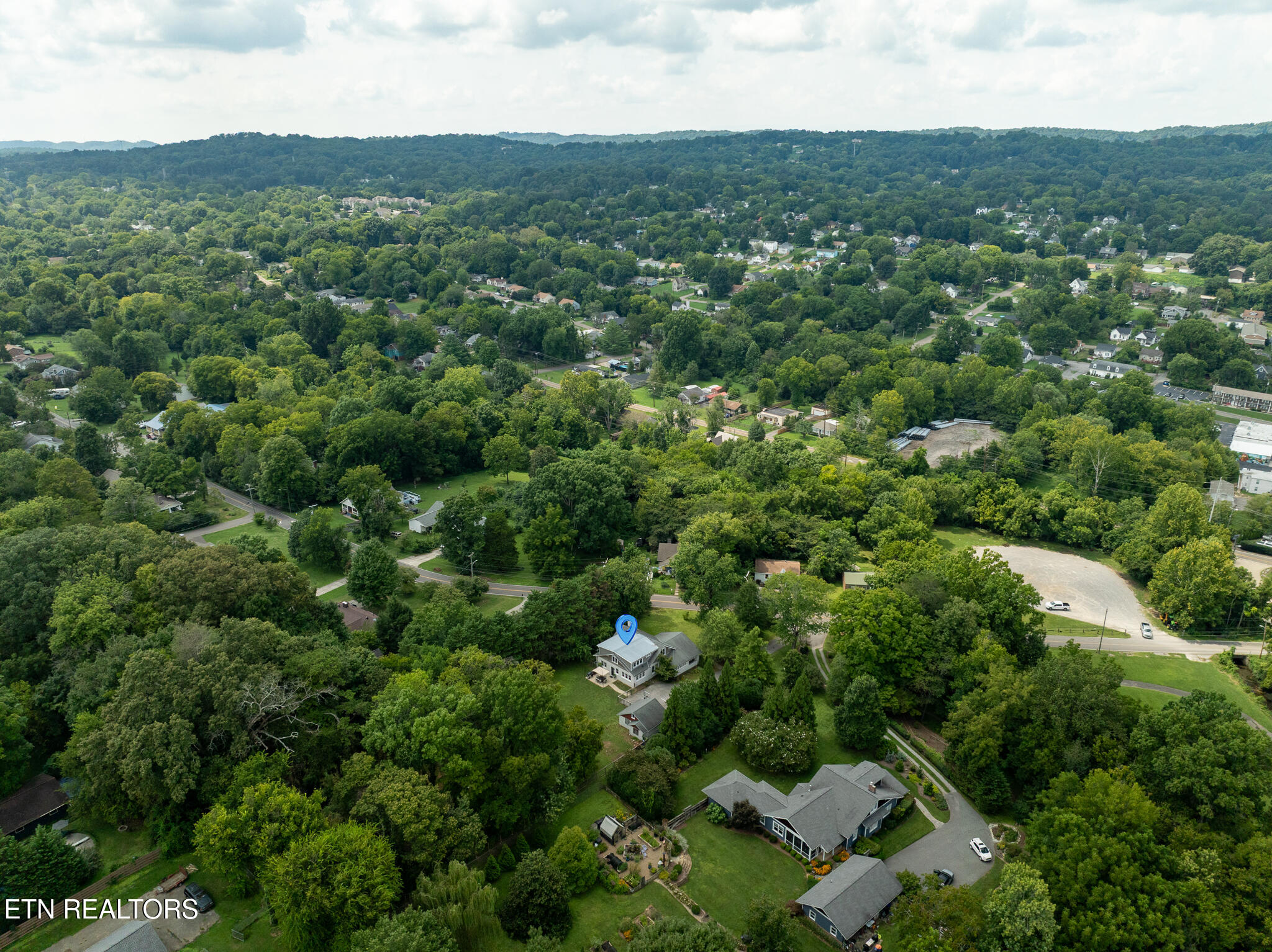 2516 Maple Drive Knoxville TN 37918