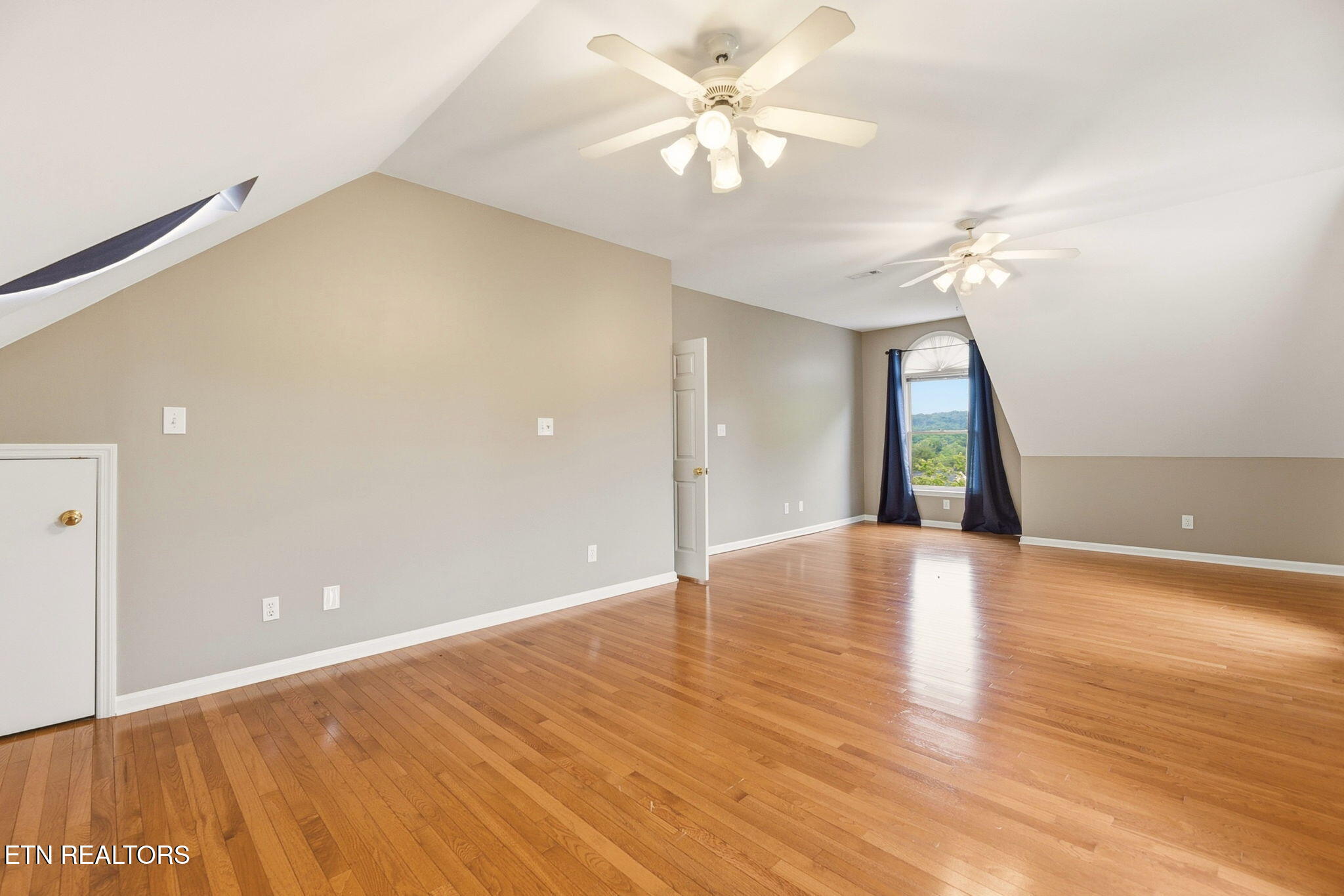 38 Riverside Drive Oak Ridge TN 37830