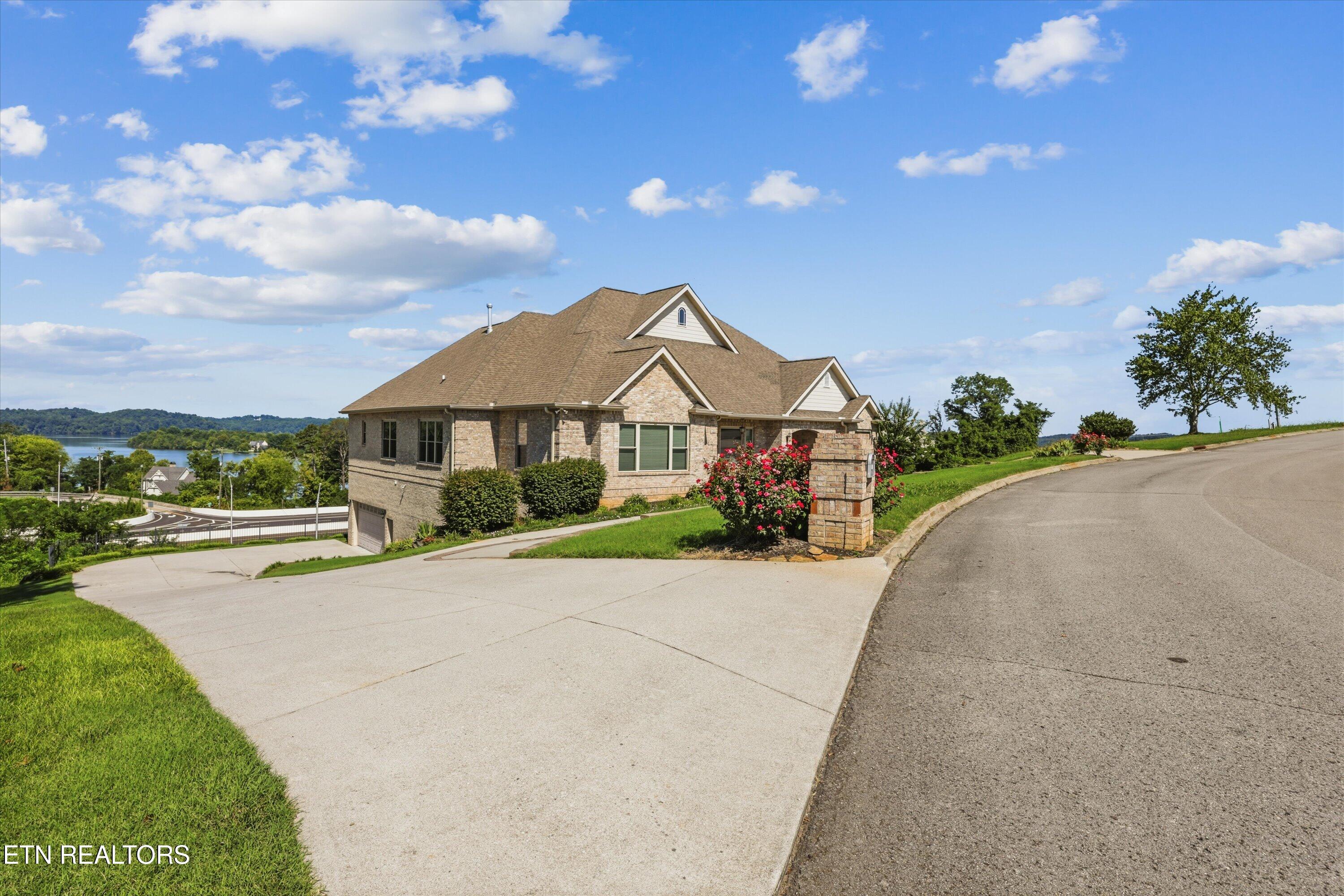 3731 Shipwatch Lane Knoxville TN 37920