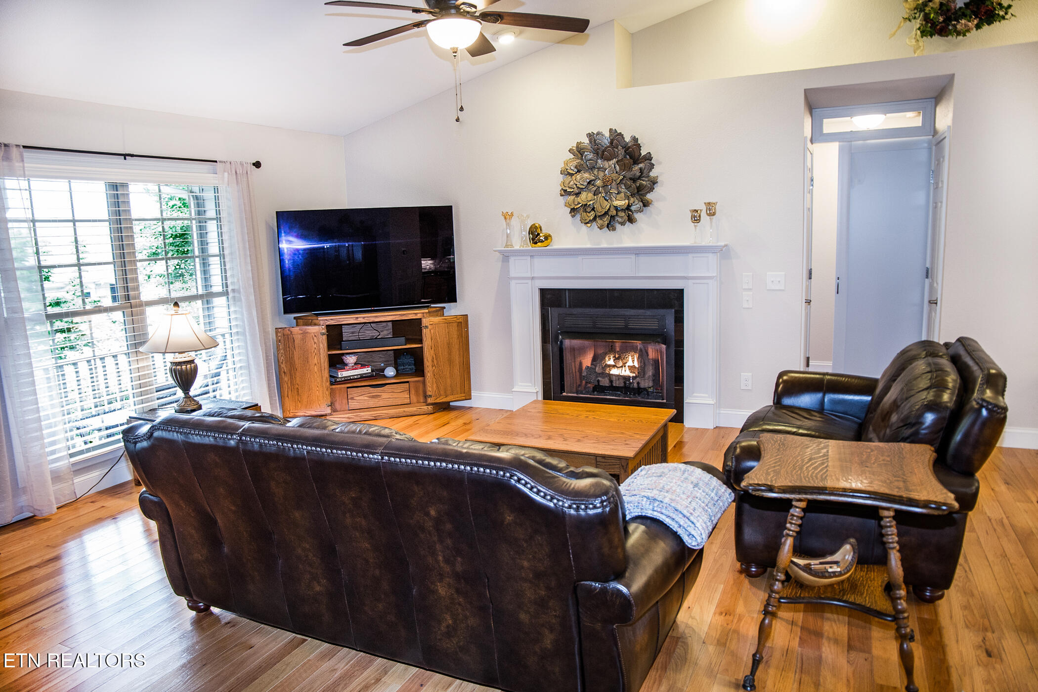 22 Chelteham Lane Crossville TN 38558