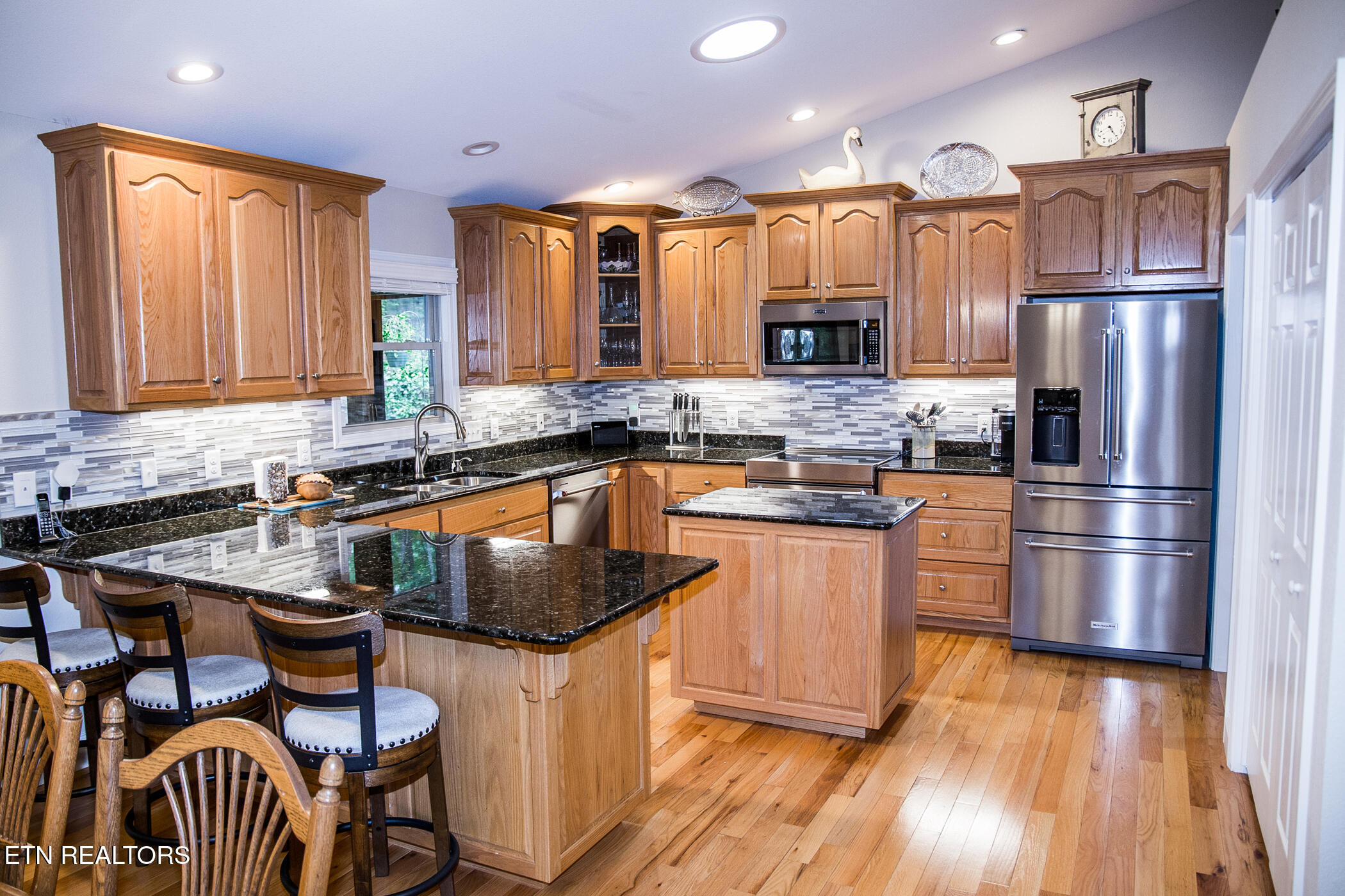 22 Chelteham Lane Crossville TN 38558