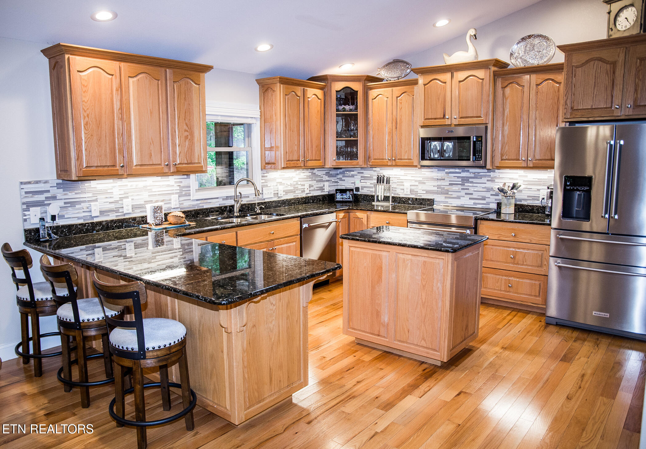 22 Chelteham Lane Crossville TN 38558