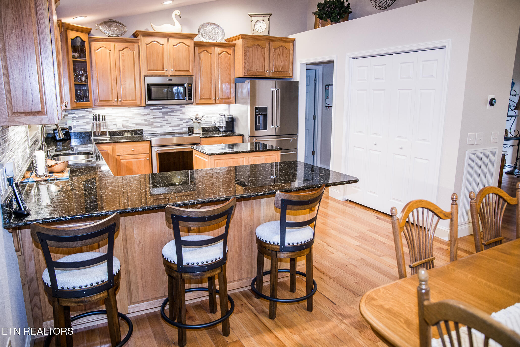 22 Chelteham Lane Crossville TN 38558