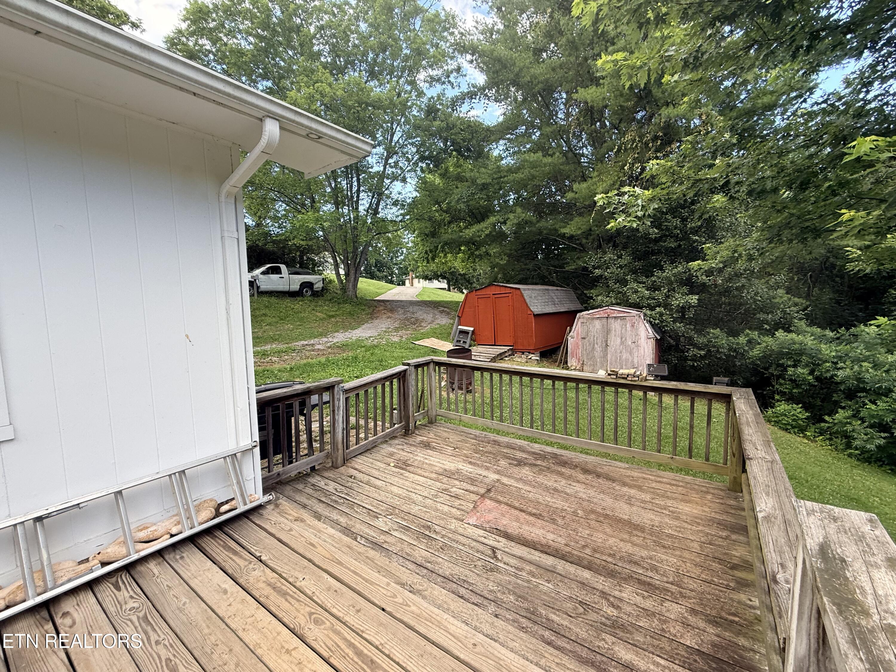 713 Robin Drive New Tazewell TN 37825