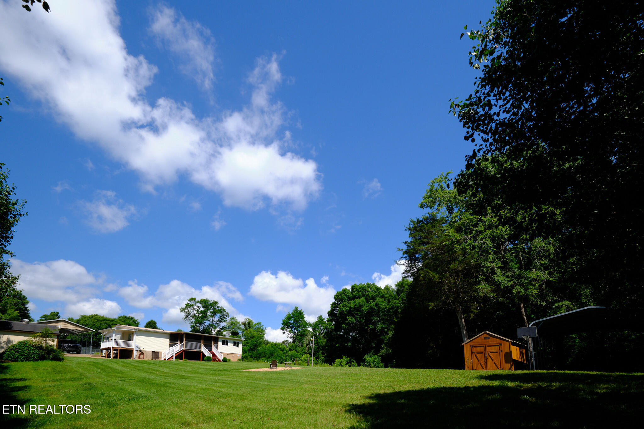 950 Mohawk Ridge Road Bulls Gap TN 37711
