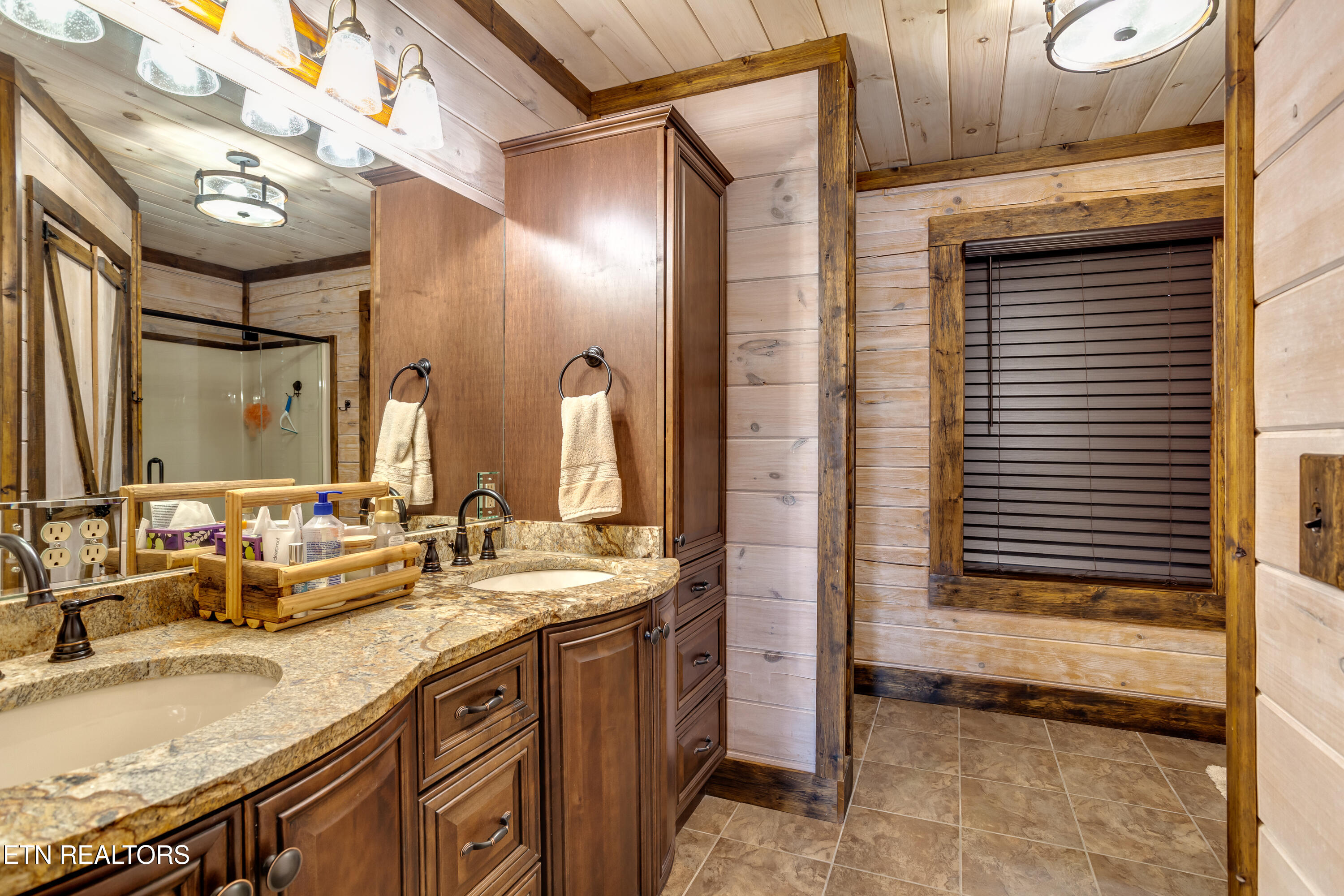 107 Sawmill Cove Rockwood TN 37854