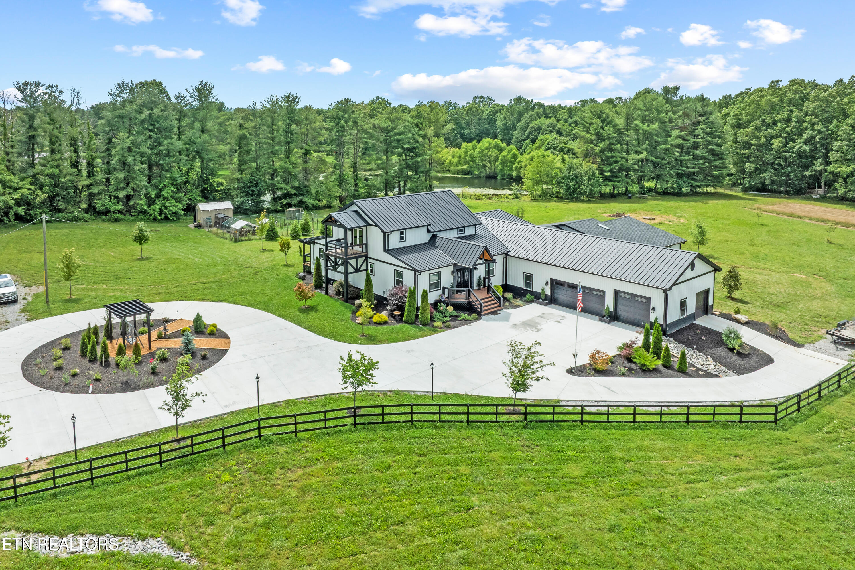 3358 Plateau Road Crossville TN 38571