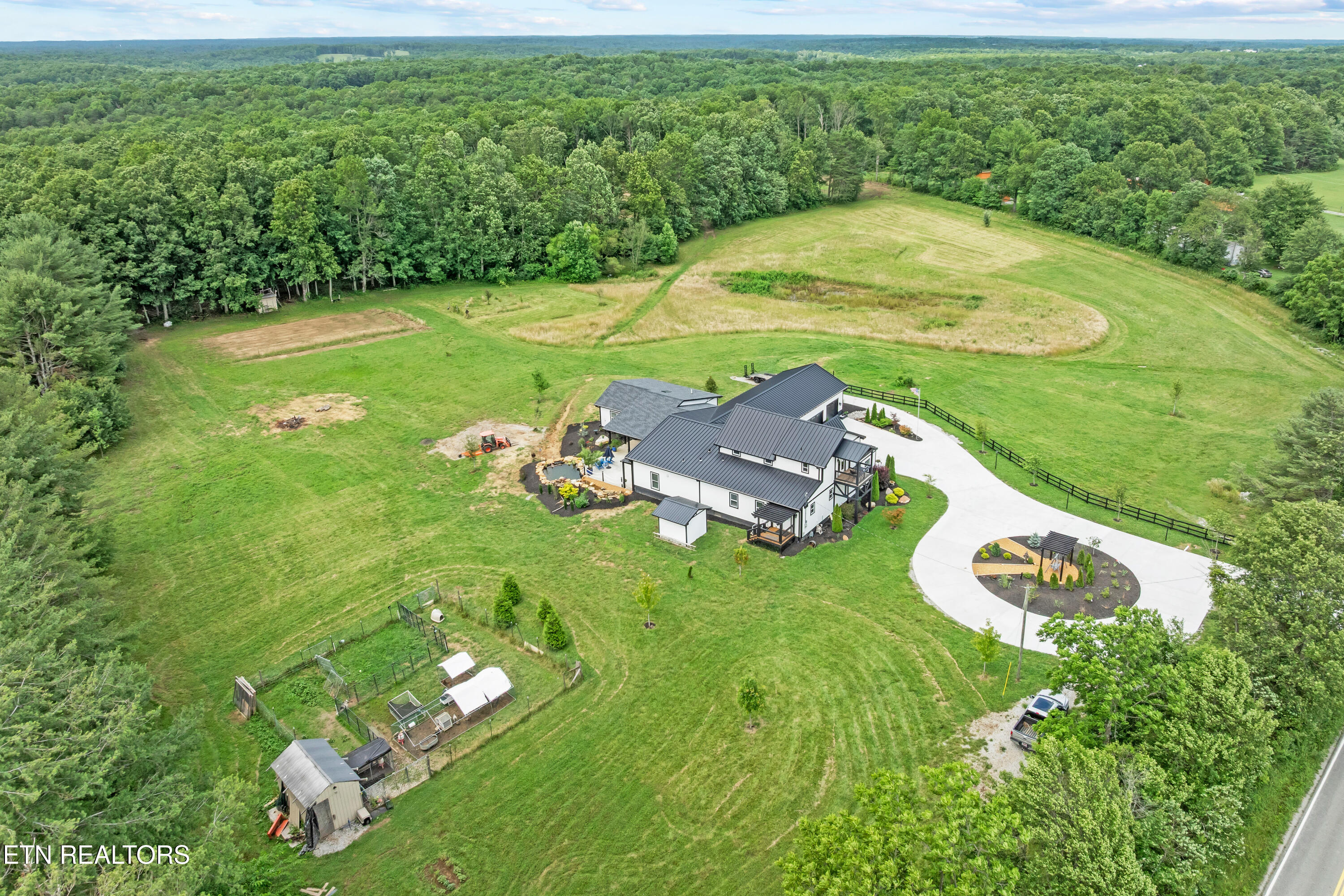 3358 Plateau Road Crossville TN 38571